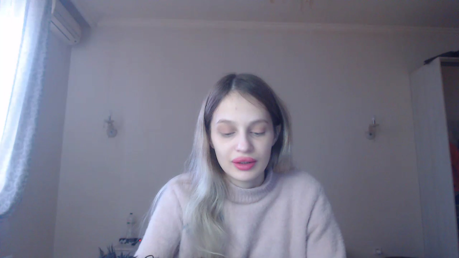 Gallery image thumbnail from Lola_vi's myfreecams stream on, 02/18/2023, 10:59 image 17 of 20