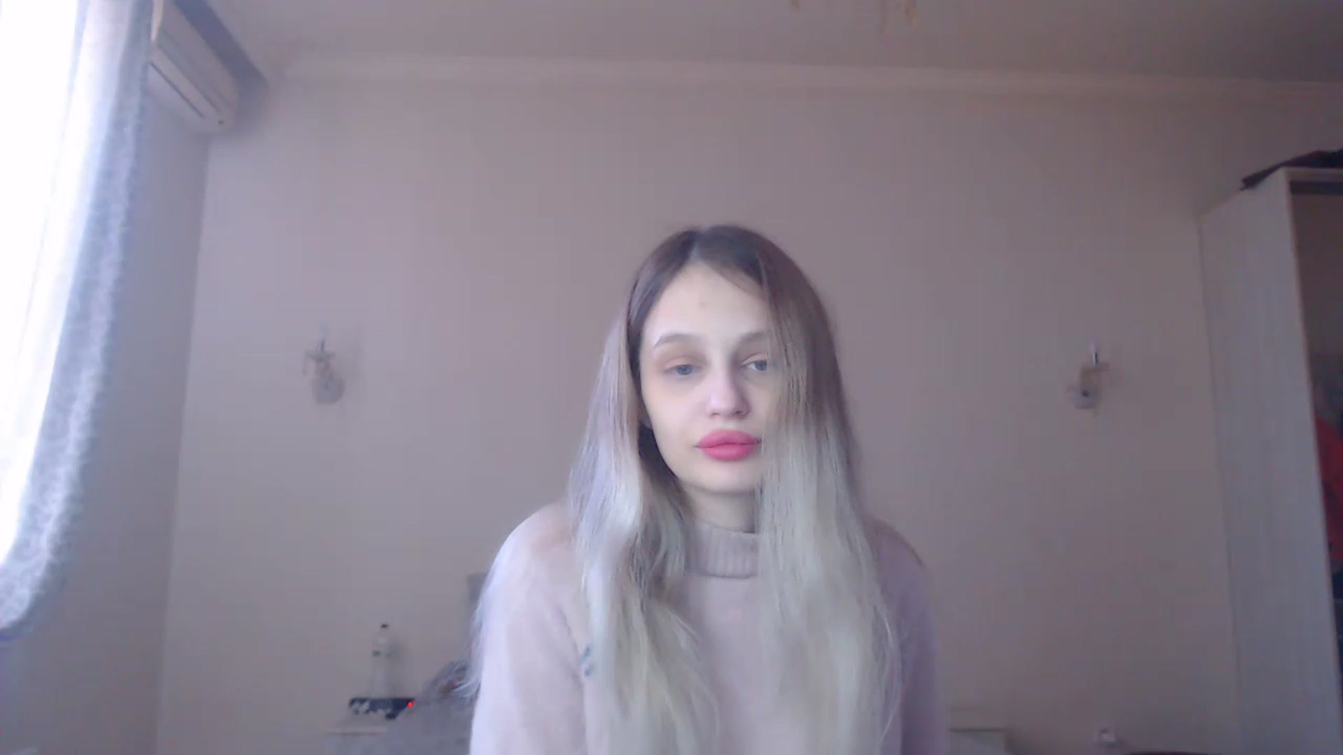 Gallery image thumbnail from Lola_vi's myfreecams stream on, 02/18/2023, 10:59 image 10 of 20