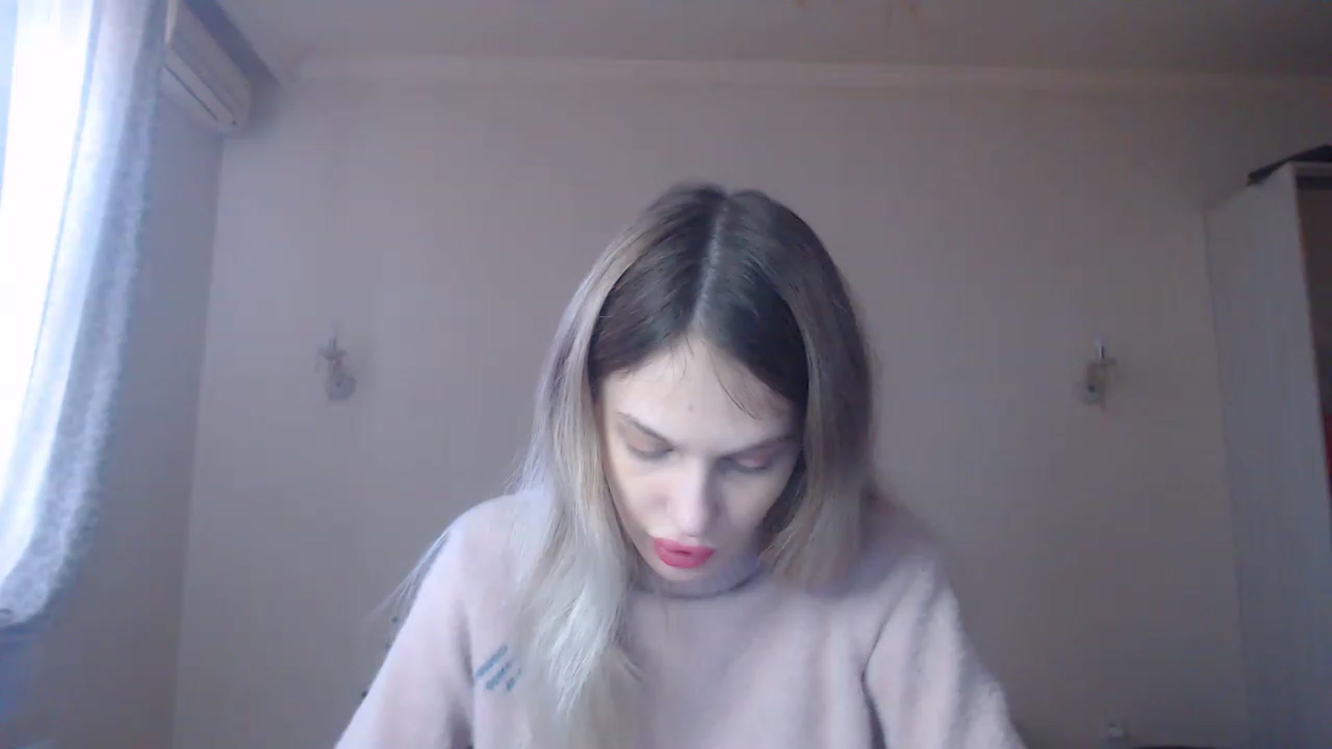 Gallery image thumbnail from Lola_vi's myfreecams stream on, 02/18/2023, 11:14 image 8 of 20