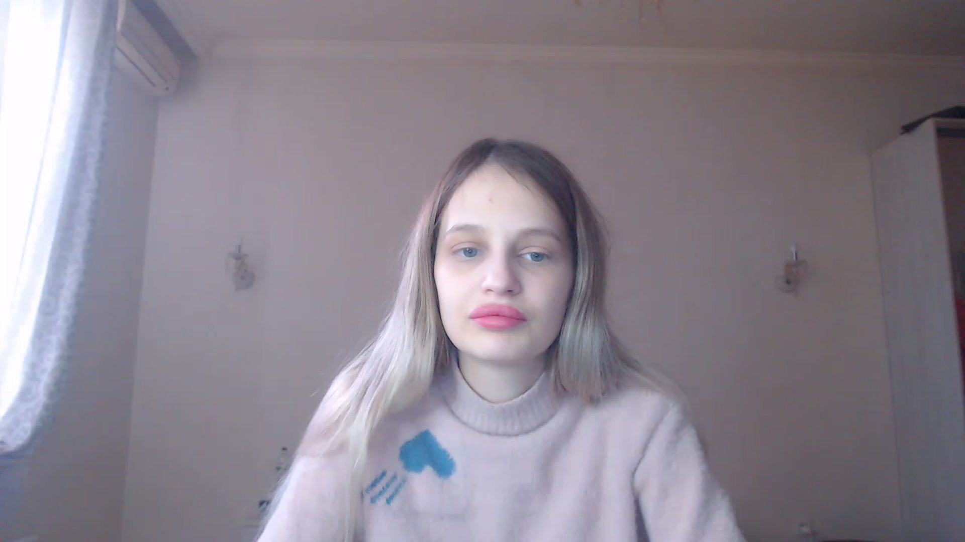 Gallery image thumbnail from Lola_vi's myfreecams stream on, 02/18/2023, 12:06 image 18 of 20