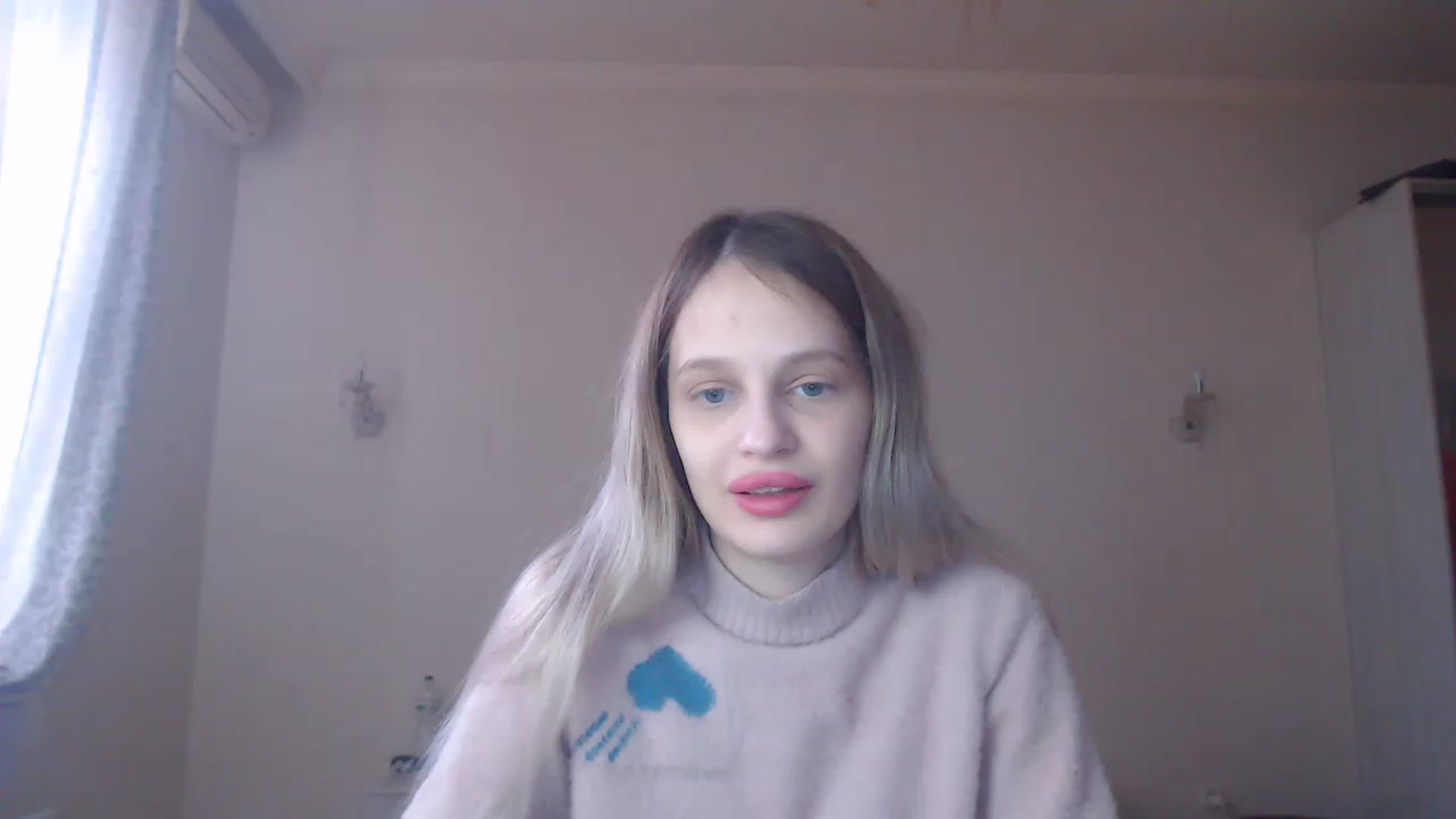 Gallery image thumbnail from Lola_vi's myfreecams stream on, 02/18/2023, 12:06 image 16 of 20