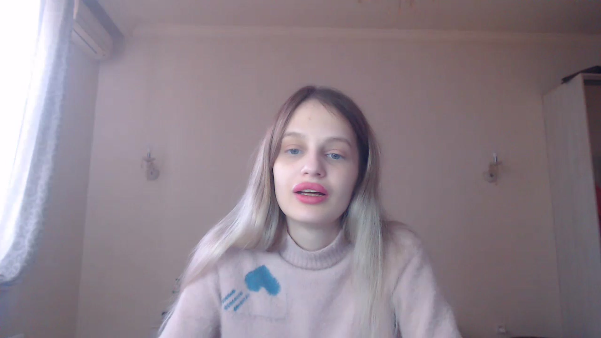 Gallery image thumbnail from Lola_vi's myfreecams stream on, 02/18/2023, 12:06 image 9 of 20