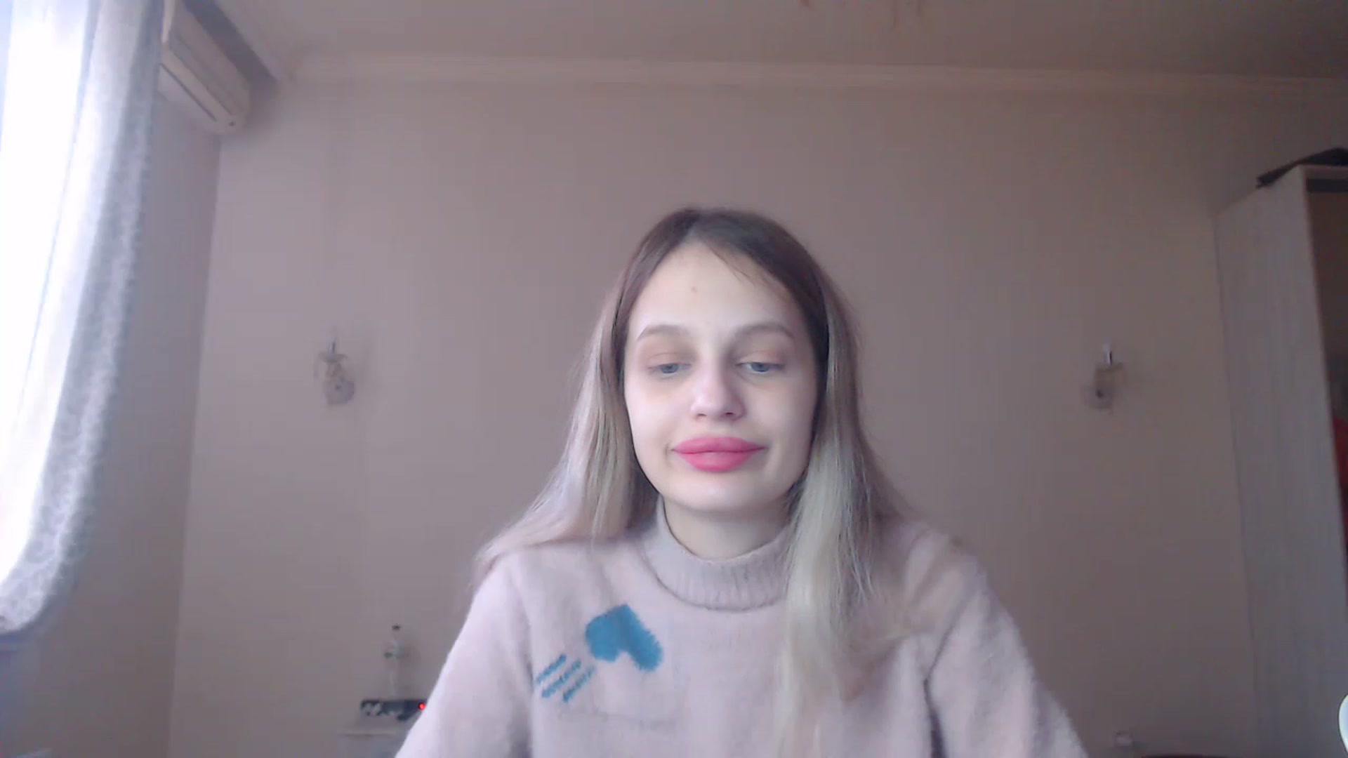 Gallery image thumbnail from Lola_vi's myfreecams stream on, 02/18/2023, 12:06 image 3 of 20