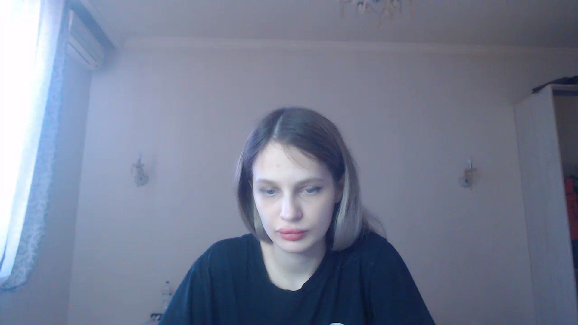 Gallery image thumbnail from Lola_vi's myfreecams stream on, 02/22/2023, 11:32 image 3 of 20