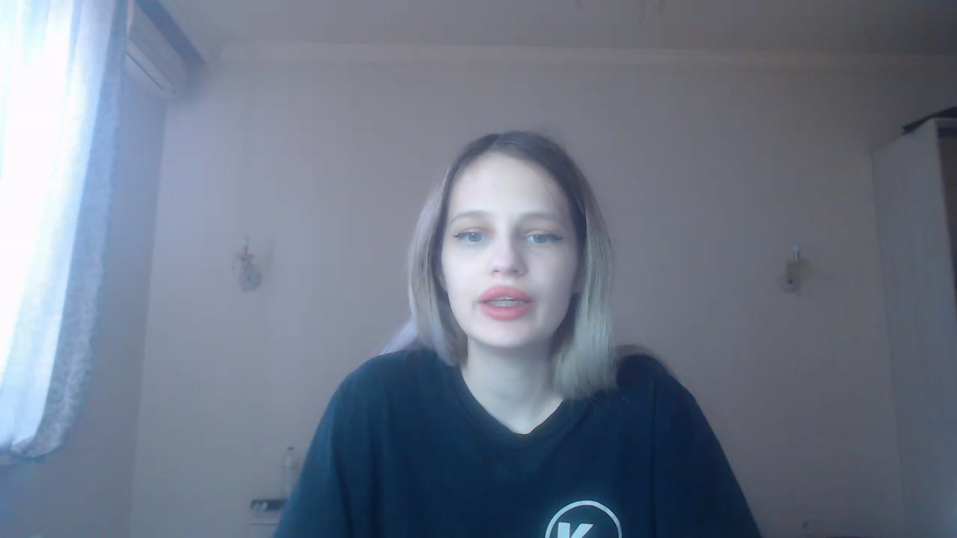 Gallery image thumbnail from Lola_vi's myfreecams stream on, 02/25/2023, 12:32 image 8 of 20