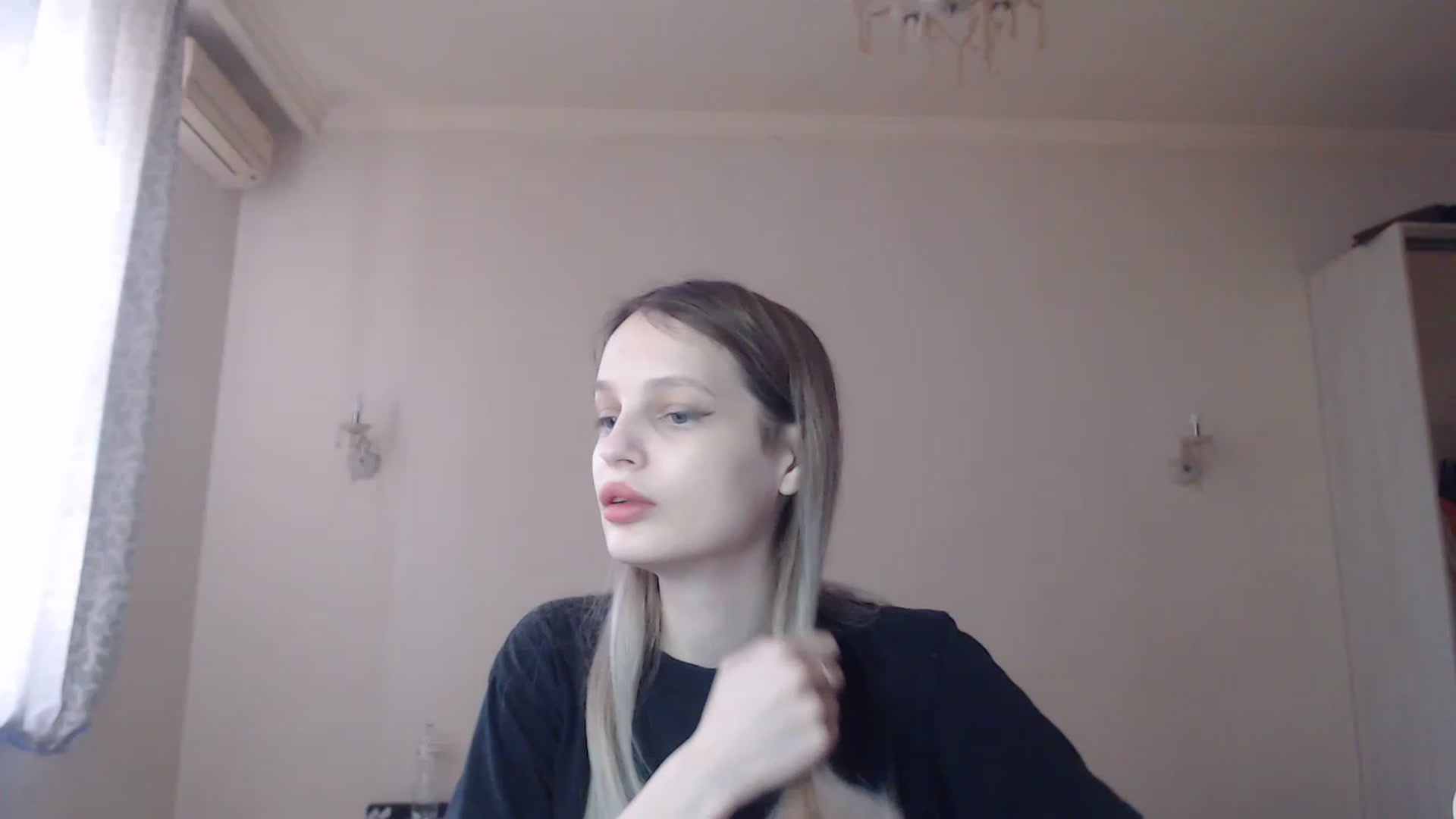 Gallery image thumbnail from Lola_vi's myfreecams stream on, 02/26/2023, 11:38 image 20 of 20