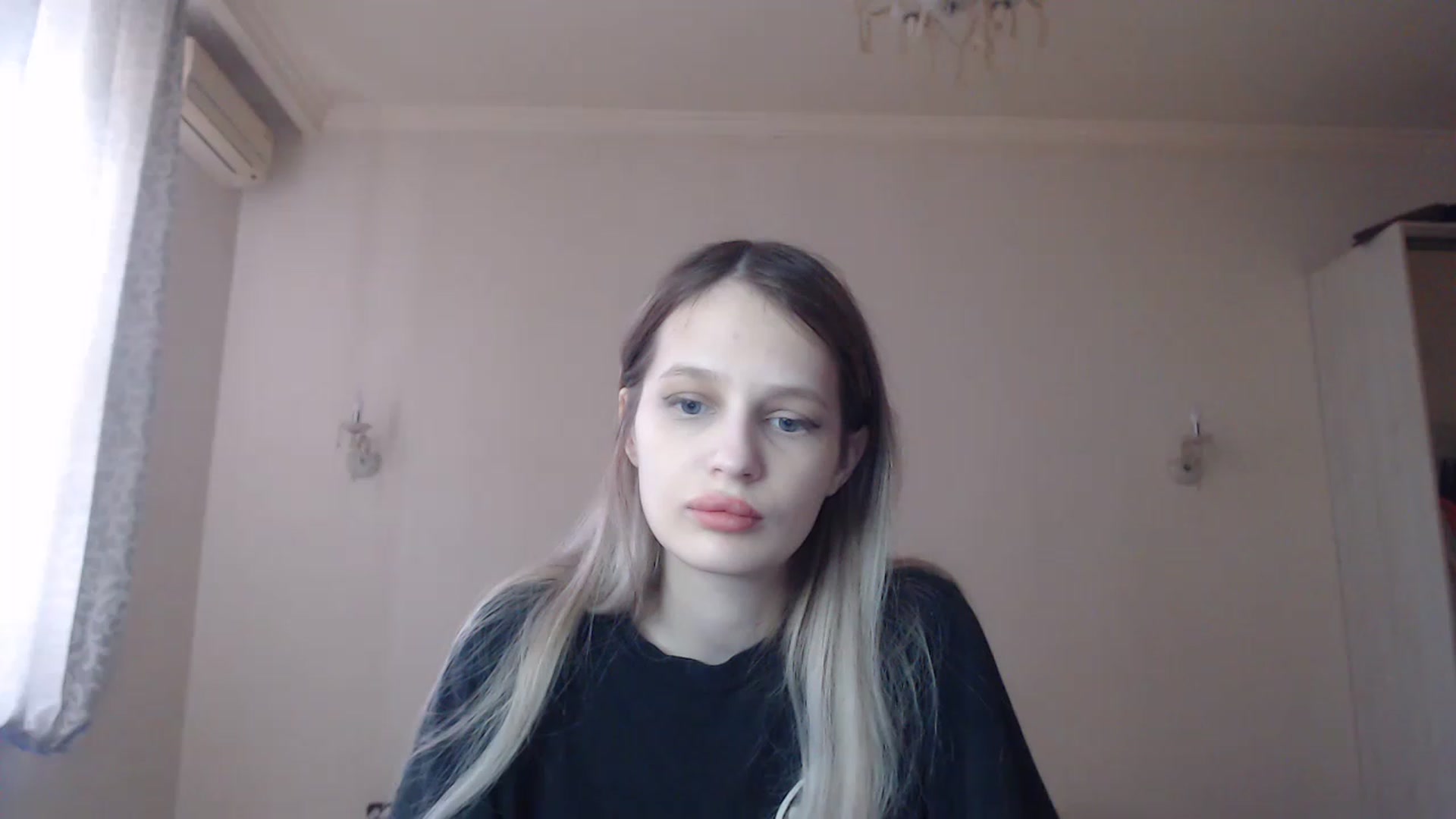 Gallery image thumbnail from Lola_vi's myfreecams stream on, 02/26/2023, 11:38 image 8 of 20