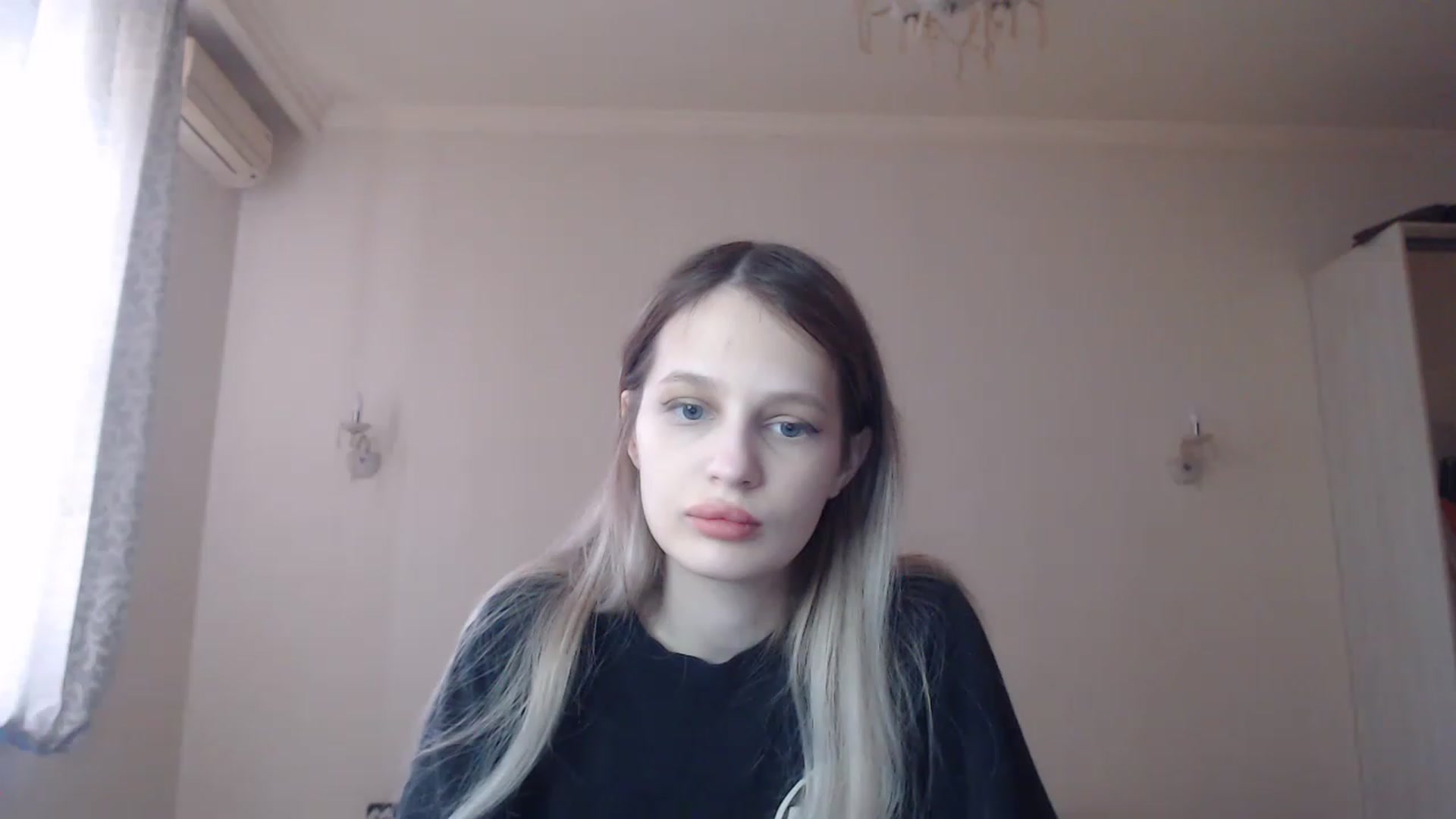Gallery image thumbnail from Lola_vi's myfreecams stream on, 02/26/2023, 11:38 image 9 of 20