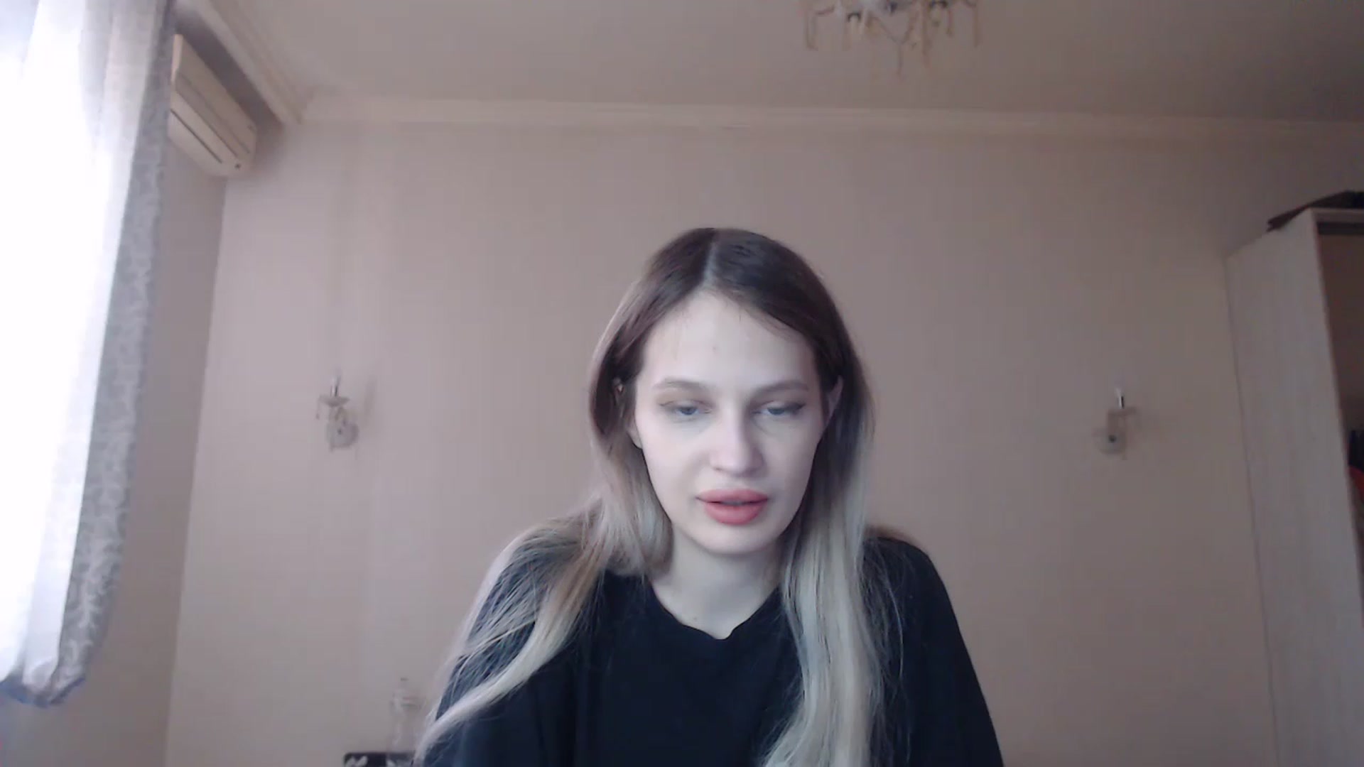 Gallery image thumbnail from Lola_vi's myfreecams stream on, 02/26/2023, 11:38 image 1 of 20