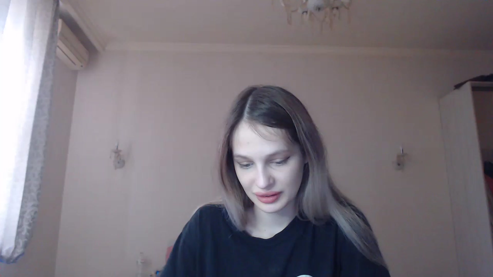 Gallery image thumbnail from Lola_vi's myfreecams stream on, 02/26/2023, 12:04 image 19 of 20
