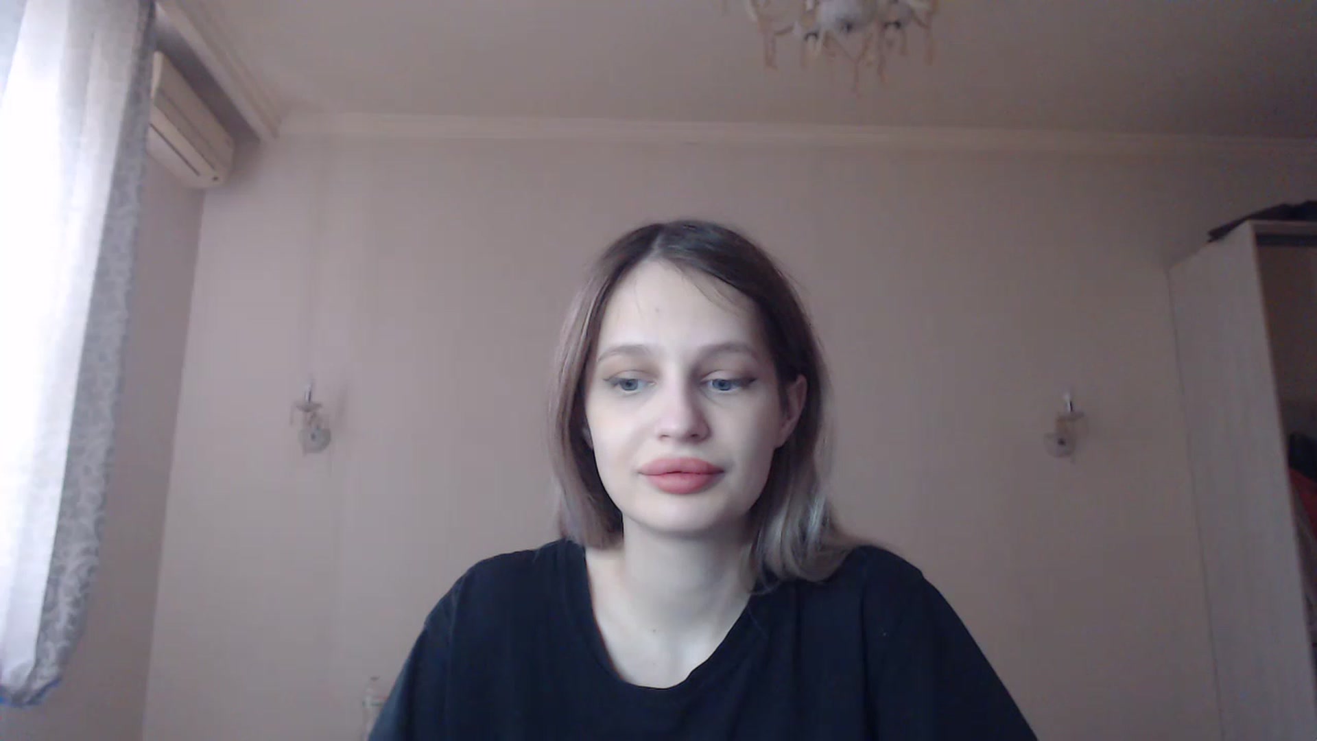 Gallery image thumbnail from Lola_vi's myfreecams stream on, 02/26/2023, 12:04 image 17 of 20