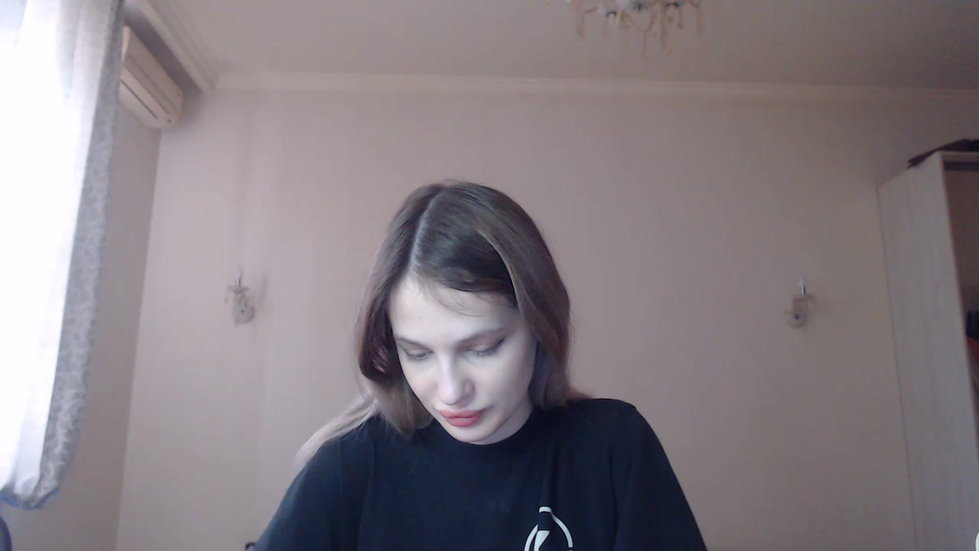 Gallery image thumbnail from Lola_vi's myfreecams stream on, 02/26/2023, 12:04 image 5 of 20