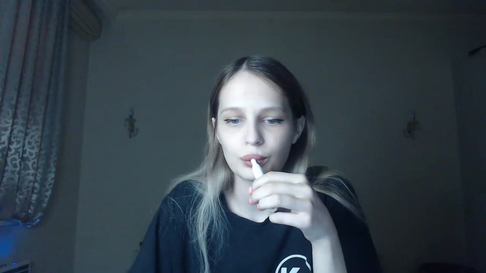 Gallery image thumbnail from Lola_vi's myfreecams stream on, 02/27/2023, 17:19 image 6 of 20
