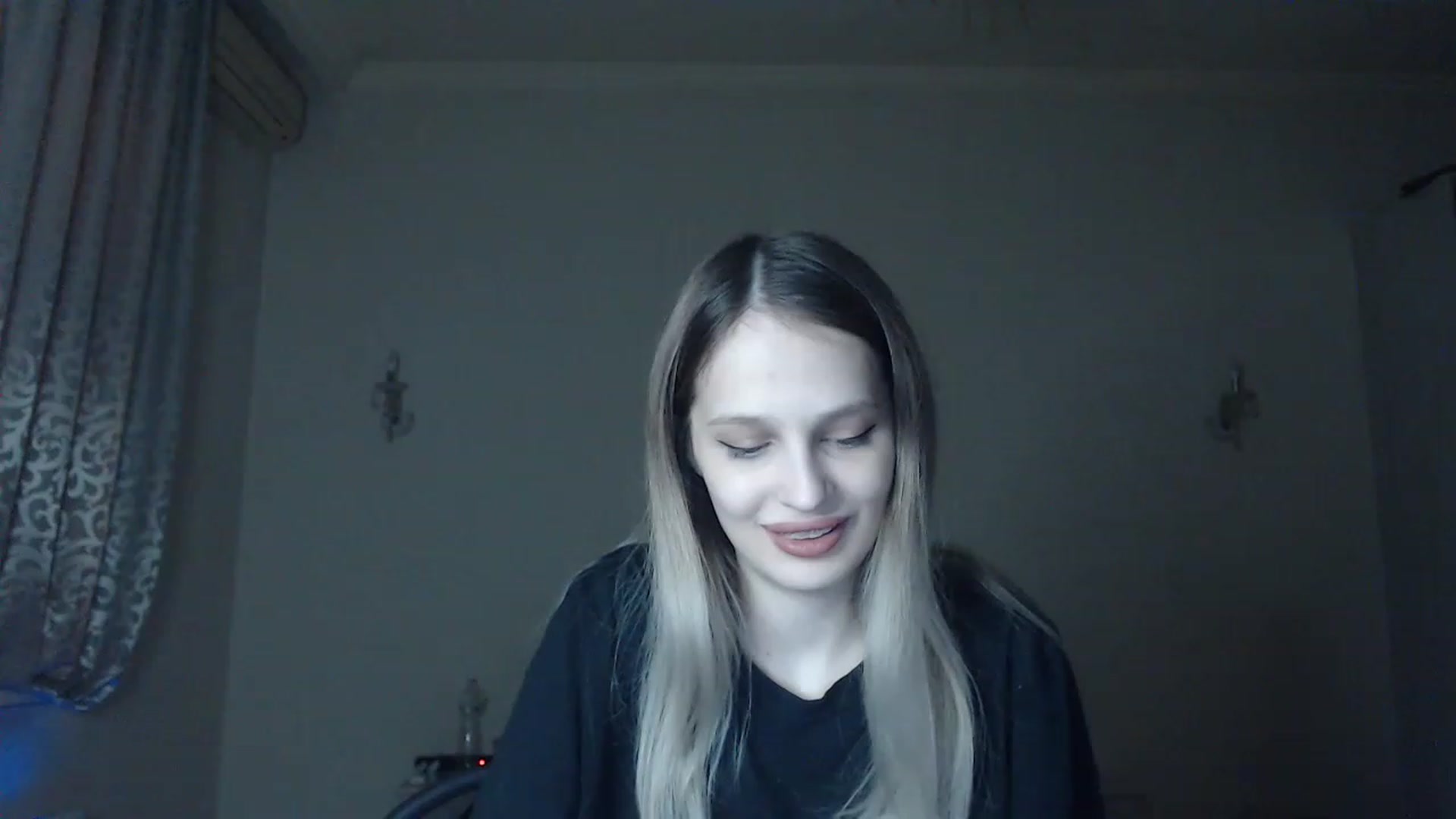 Gallery image thumbnail from Lola_vi's myfreecams stream on, 02/27/2023, 17:19 image 14 of 20