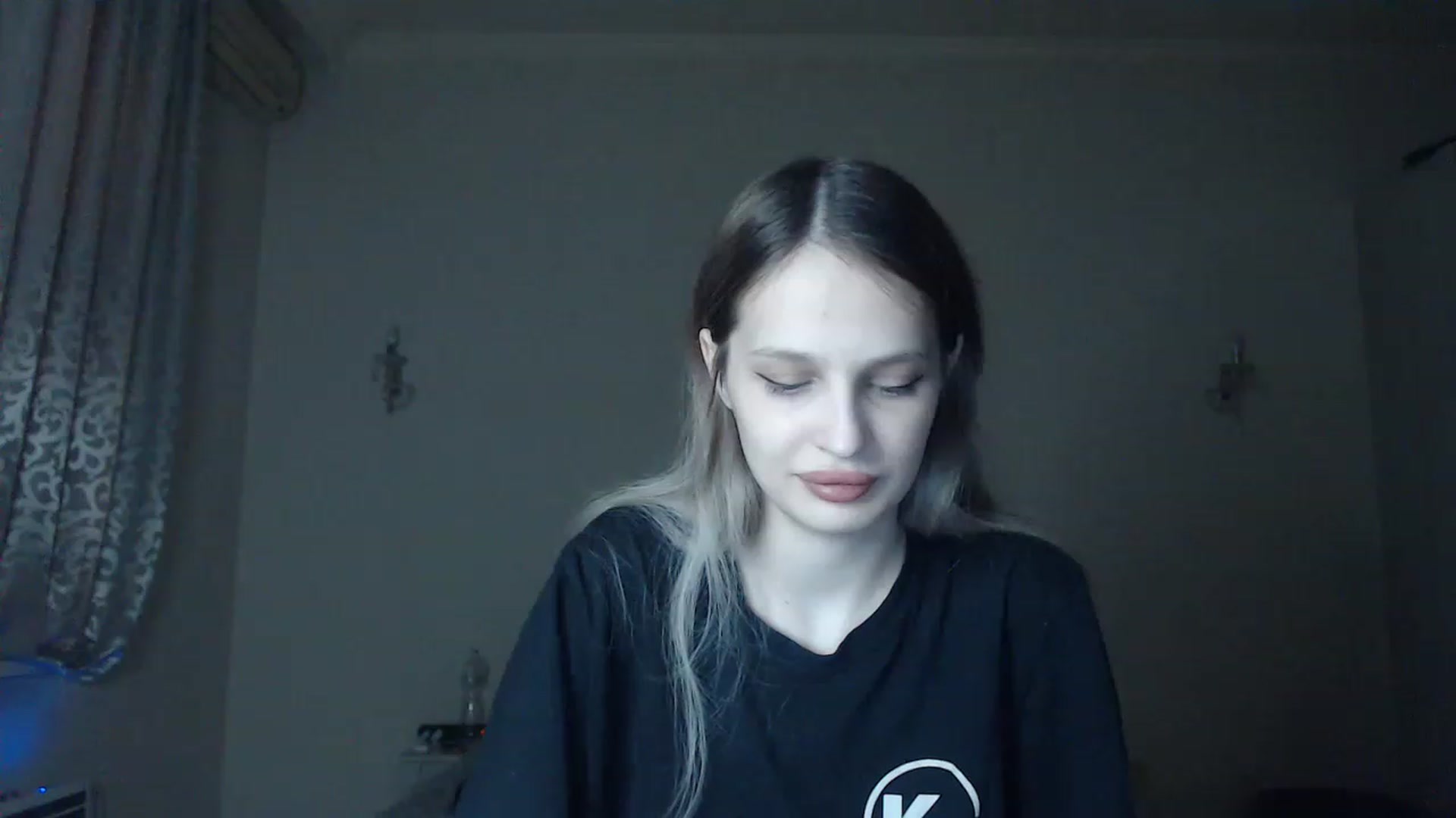 Gallery image thumbnail from Lola_vi's myfreecams stream on, 02/27/2023, 17:19 image 2 of 20