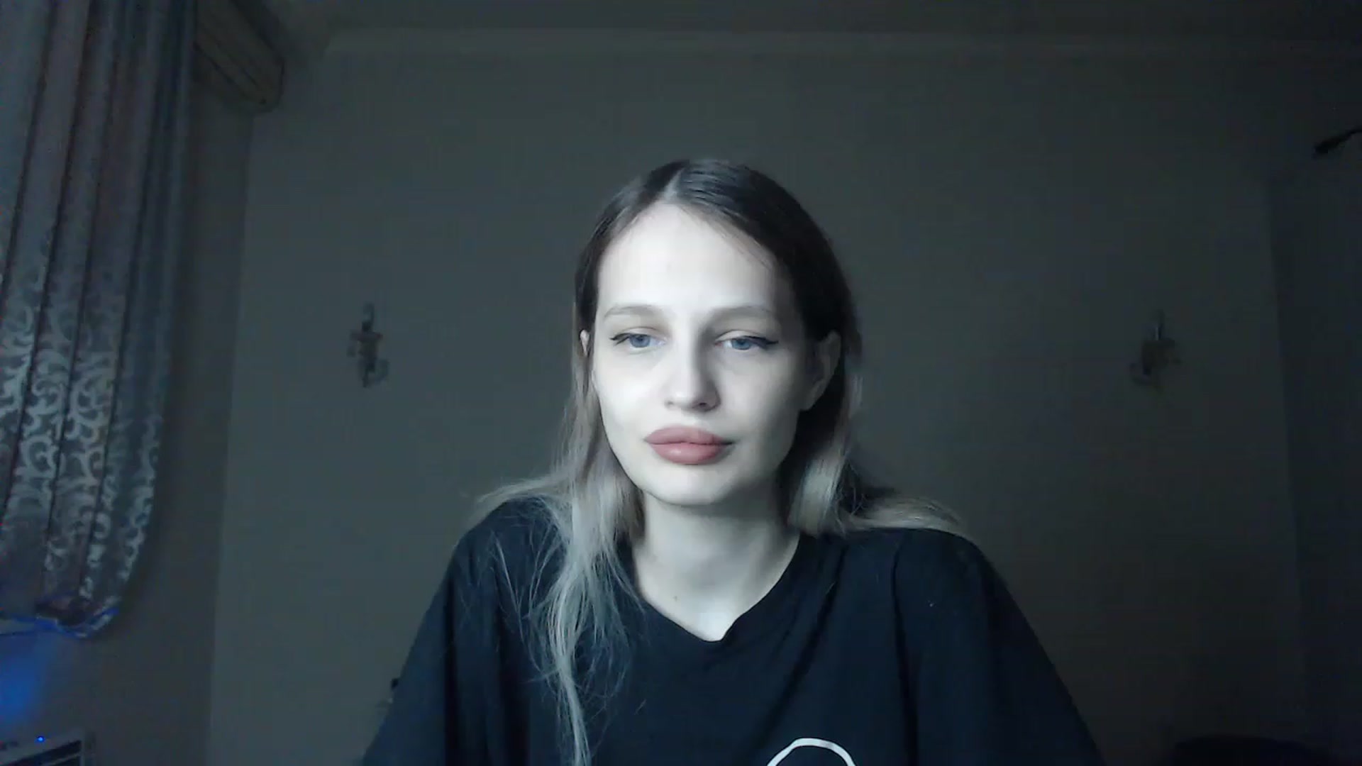 Gallery image thumbnail from Lola_vi's myfreecams stream on, 02/27/2023, 17:19 image 4 of 20