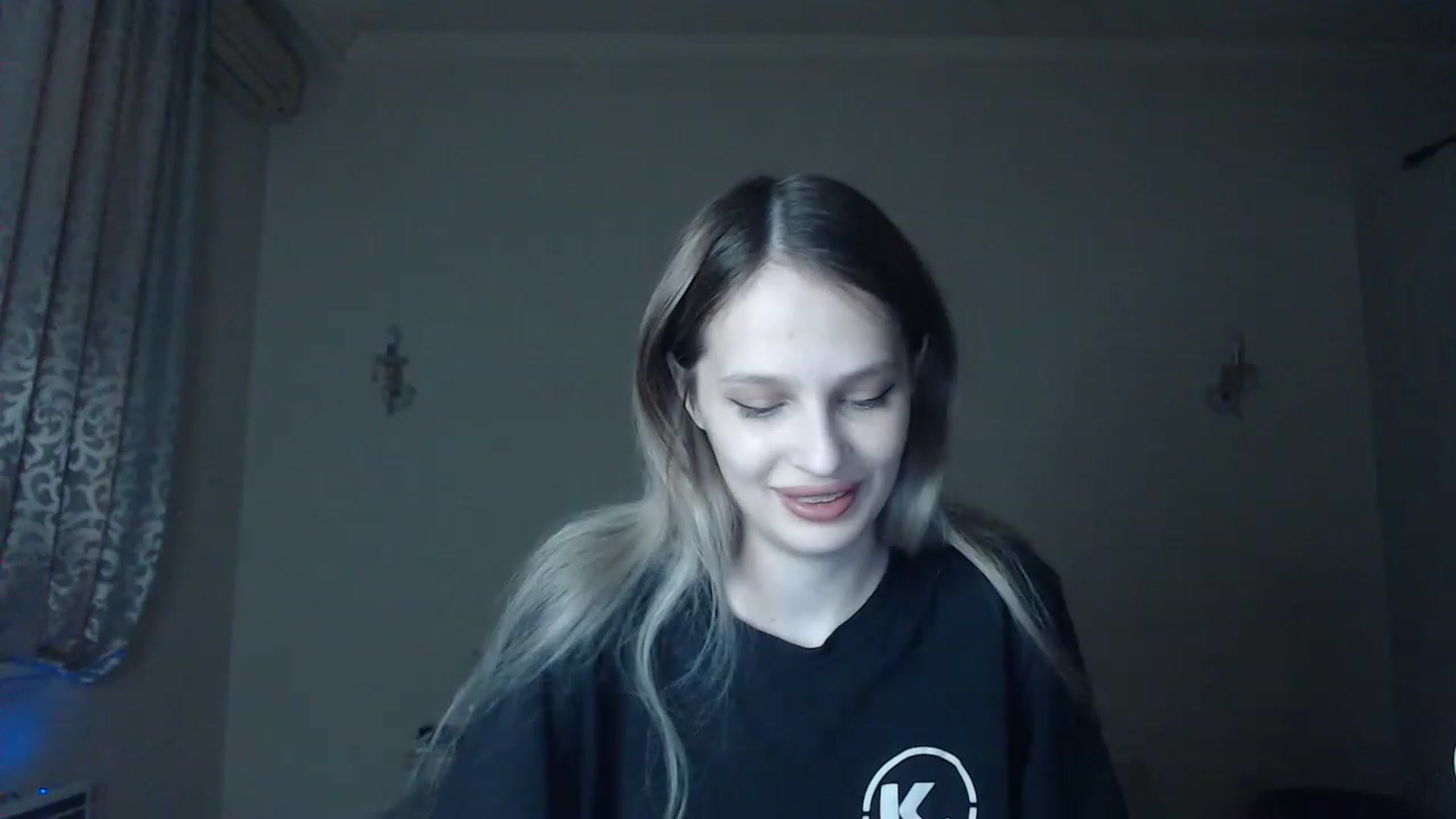 Gallery image thumbnail from Lola_vi's myfreecams stream on, 02/27/2023, 17:19 image 7 of 20