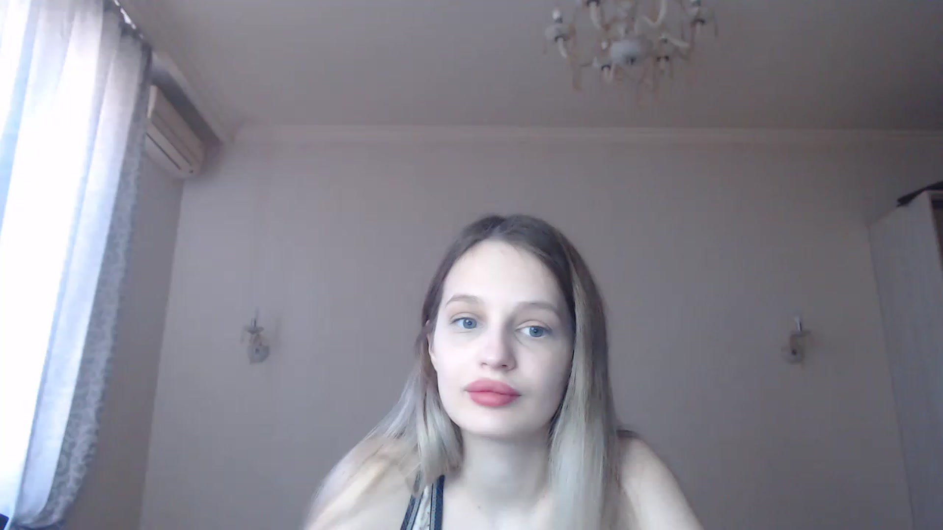 Gallery image thumbnail from Lola_vi's myfreecams stream on, 03/01/2023, 11:33 image 20 of 20