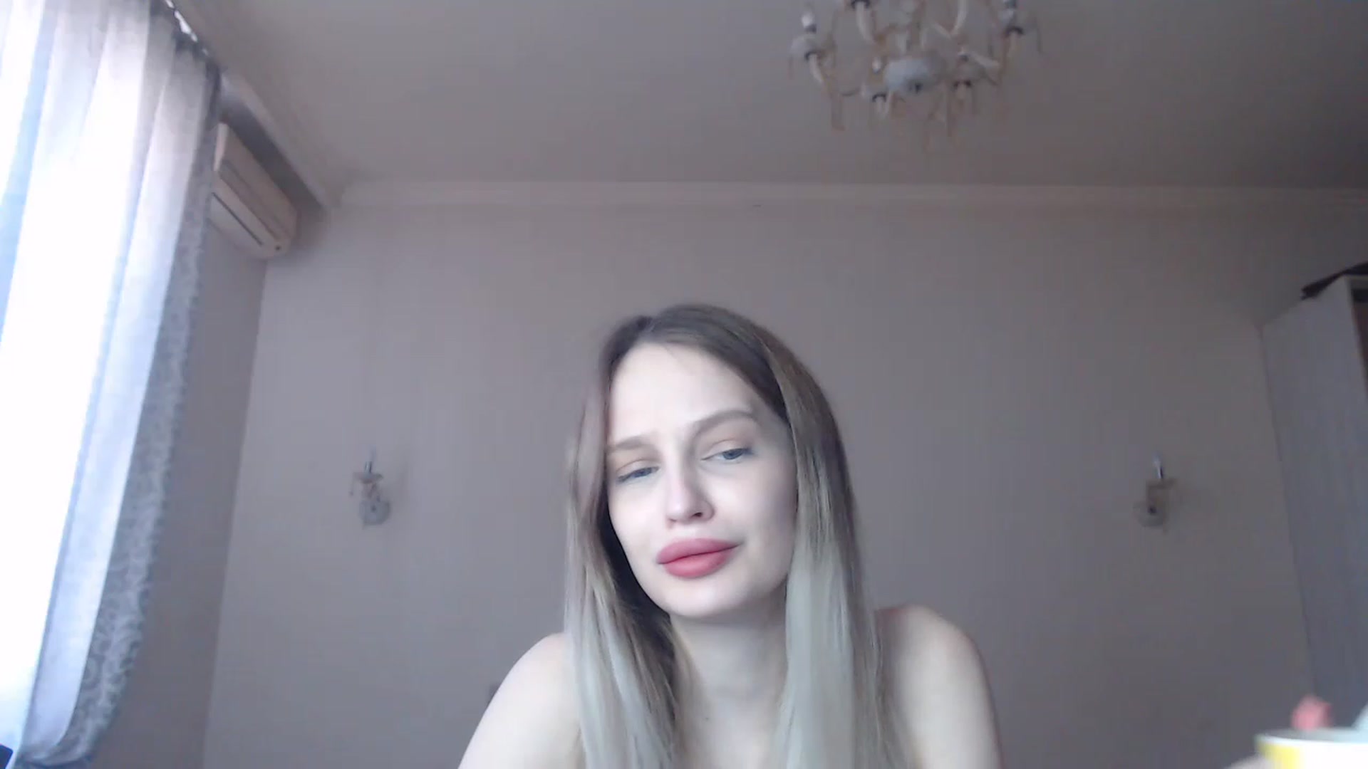Gallery image thumbnail from Lola_vi's myfreecams stream on, 03/01/2023, 11:33 image 7 of 20