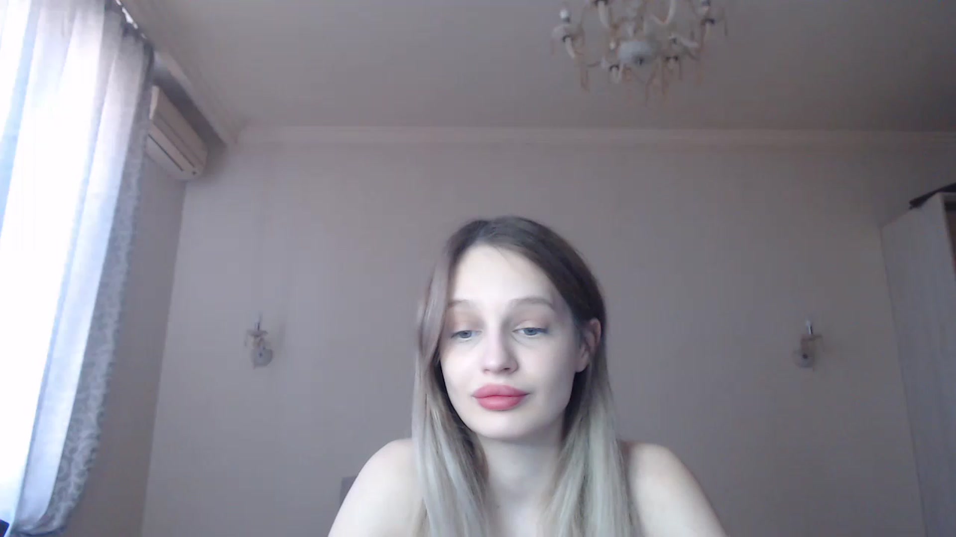 Gallery image thumbnail from Lola_vi's myfreecams stream on, 03/01/2023, 11:33 image 4 of 20