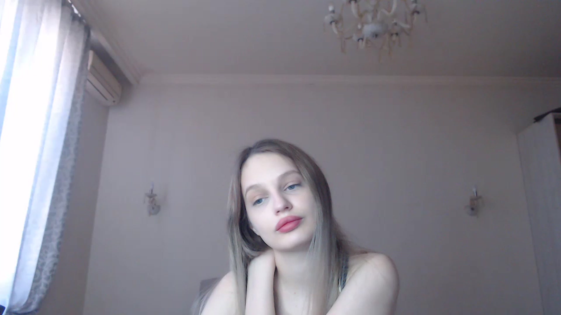 Gallery image thumbnail from Lola_vi's myfreecams stream on, 03/01/2023, 11:33 image 3 of 20