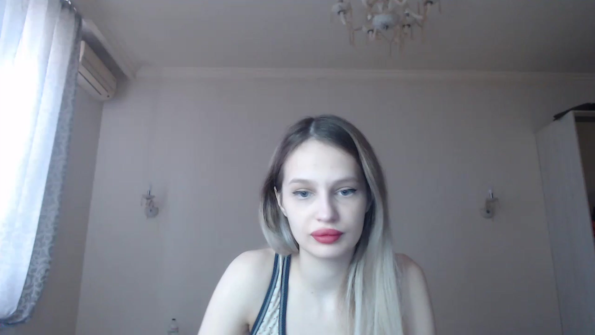 Gallery image thumbnail from Lola_vi's myfreecams stream on, 03/03/2023, 10:59 image 5 of 20