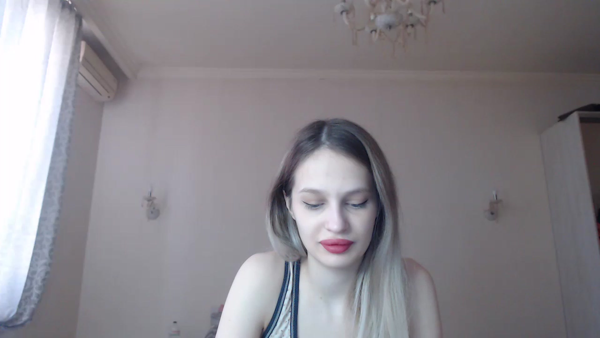 Gallery image thumbnail from Lola_vi's myfreecams stream on, 03/03/2023, 10:59 image 10 of 20