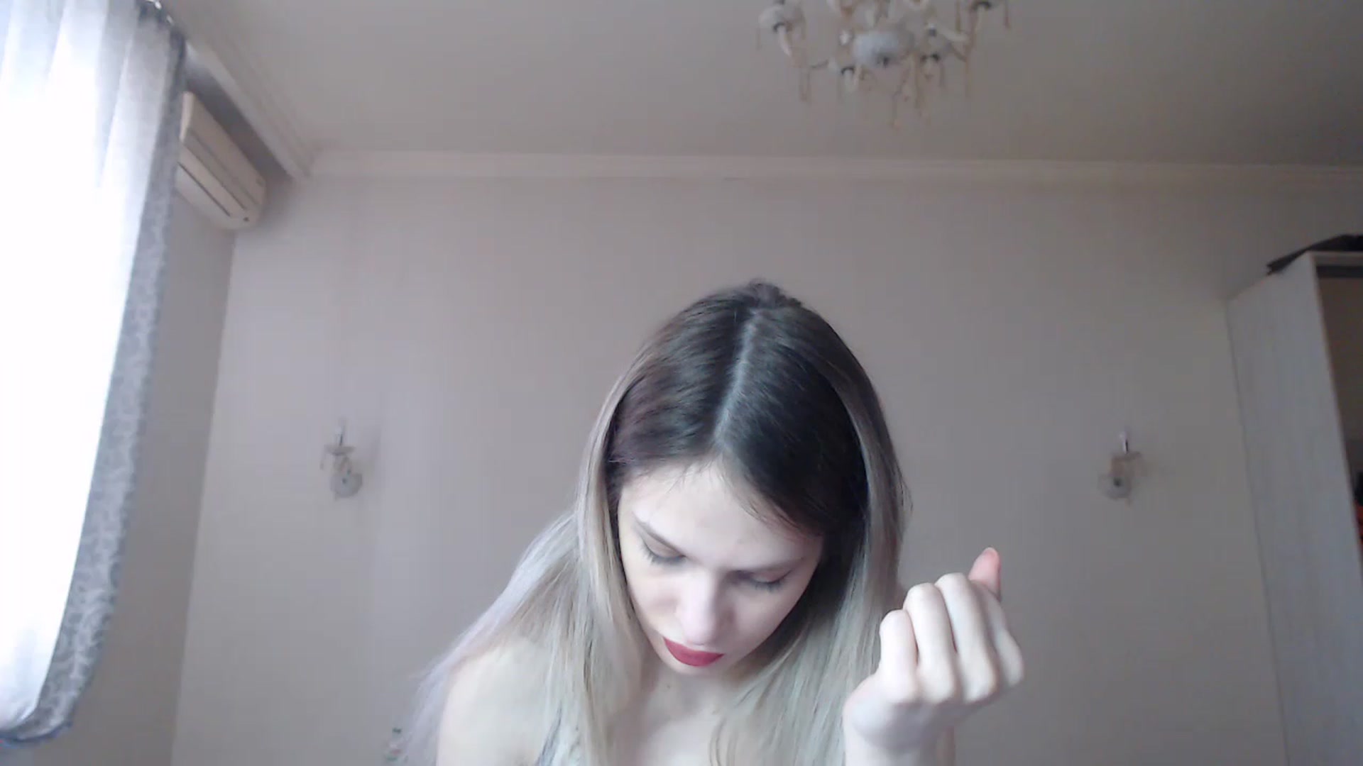 Gallery image thumbnail from Lola_vi's myfreecams stream on, 03/03/2023, 11:47 image 14 of 20