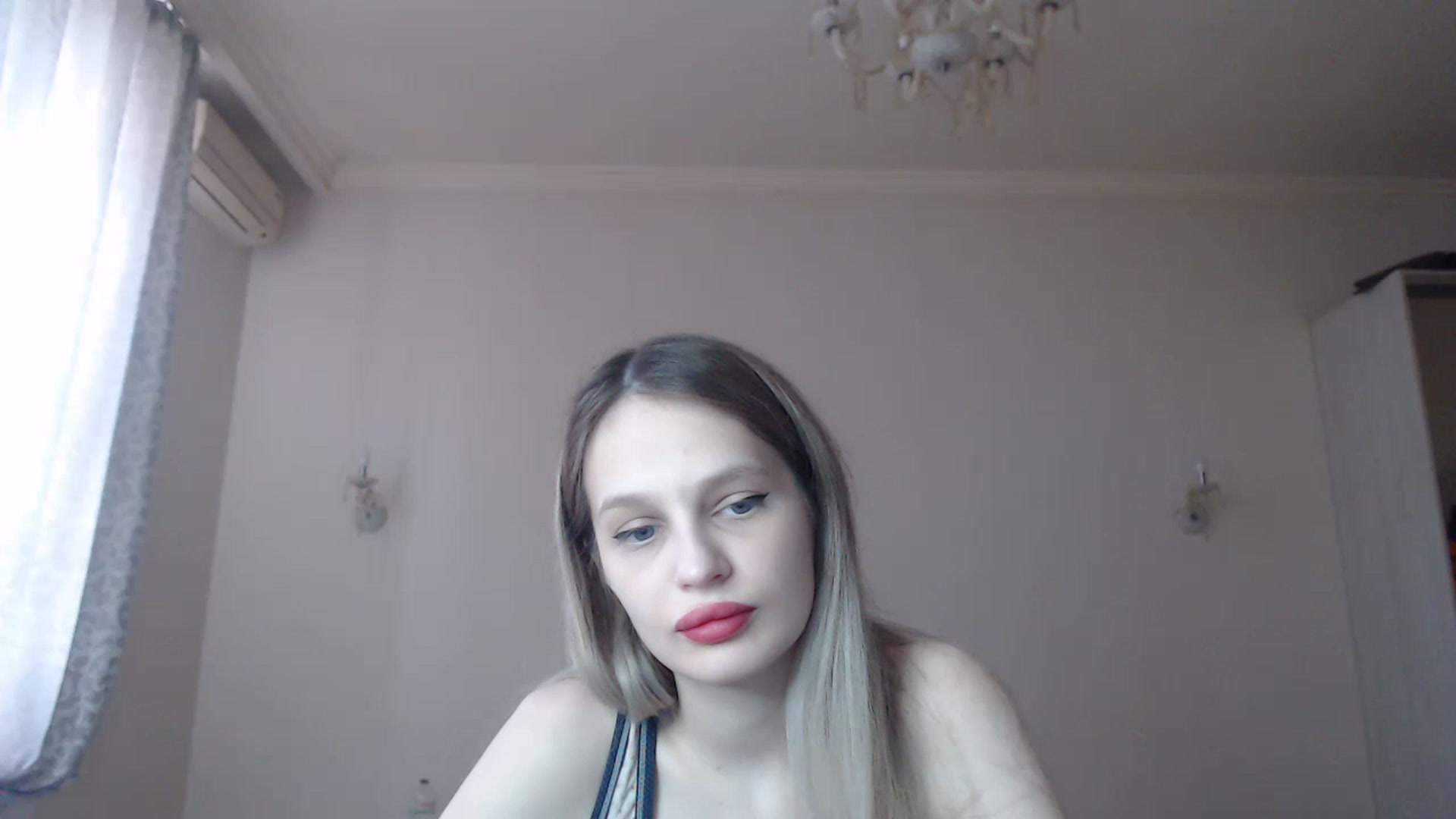 Gallery image thumbnail from Lola_vi's myfreecams stream on, 03/03/2023, 11:47 image 5 of 20