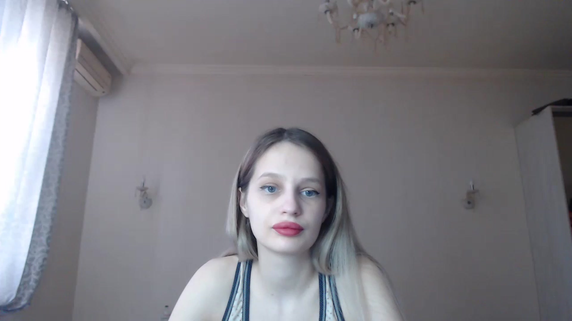 Gallery image thumbnail from Lola_vi's myfreecams stream on, 03/03/2023, 11:47 image 3 of 20