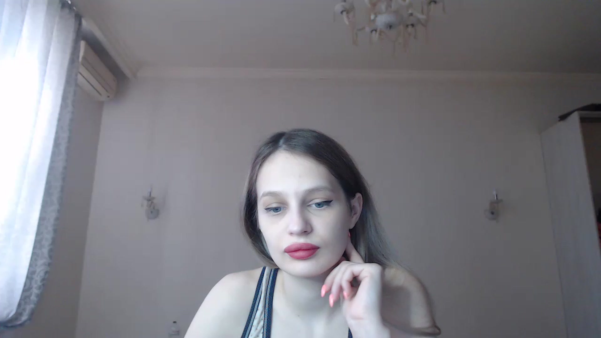 Gallery image thumbnail from Lola_vi's myfreecams stream on, 03/03/2023, 11:47 image 1 of 20