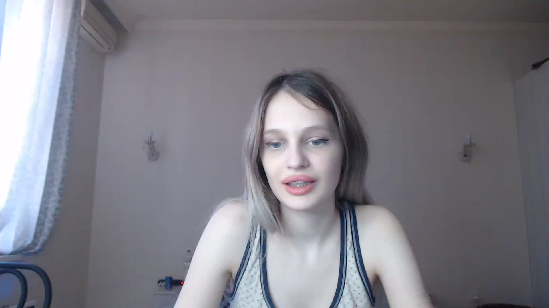 Gallery image thumbnail from Lola_vi's myfreecams stream on, 03/04/2023, 11:39 image 20 of 20