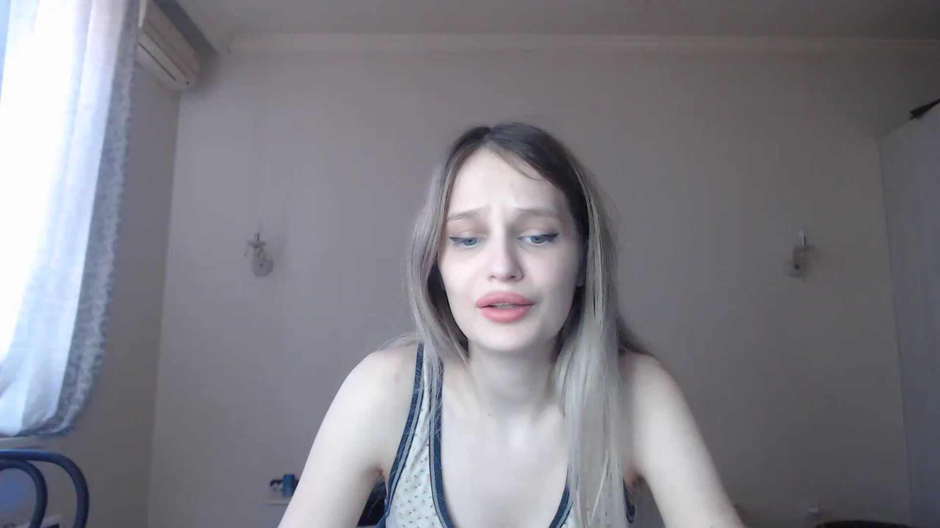 Gallery image thumbnail from Lola_vi's myfreecams stream on, 03/04/2023, 11:39 image 5 of 20