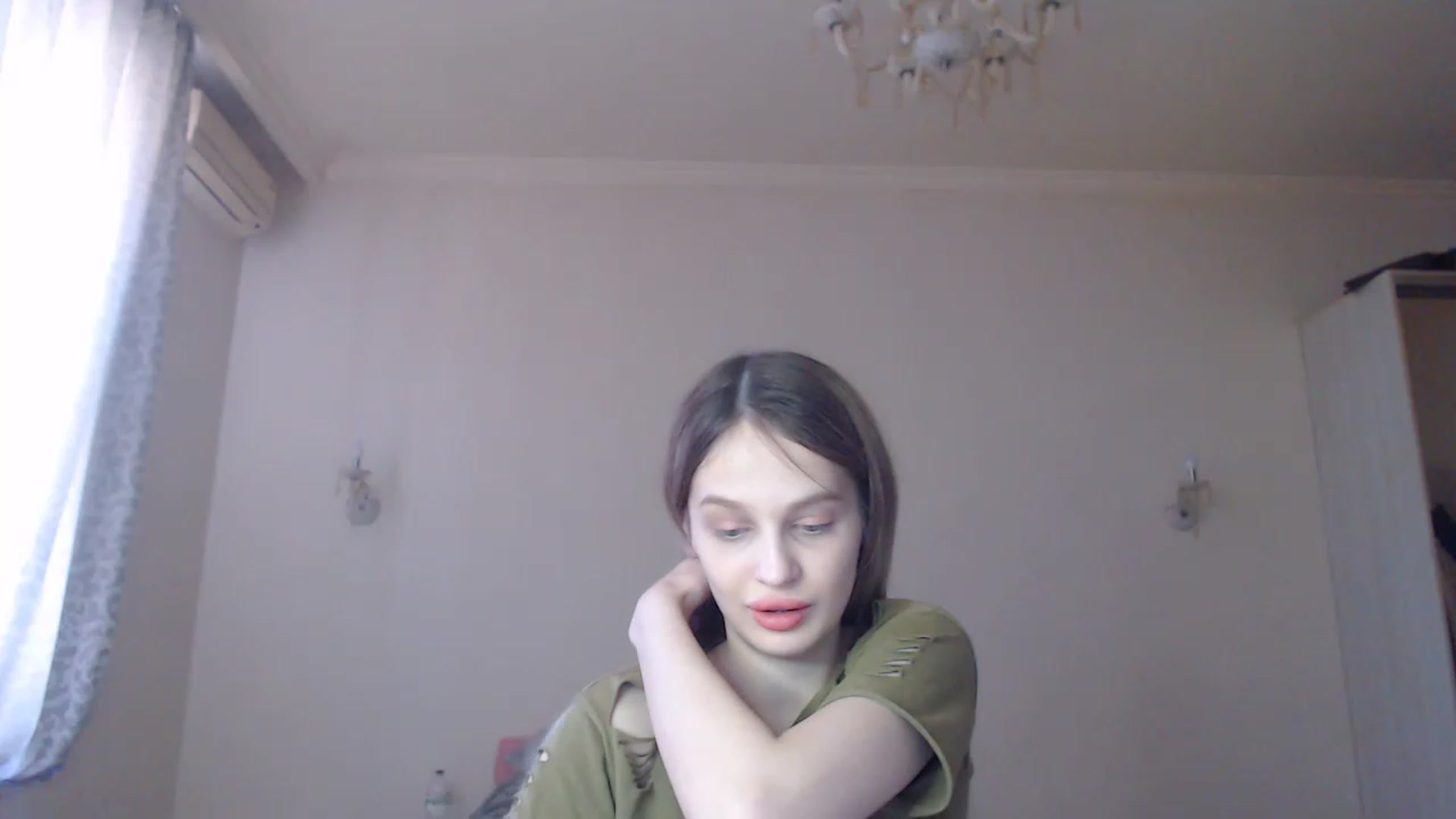 Gallery image thumbnail from Lola_vi's myfreecams stream on, 03/05/2023, 11:35 image 18 of 20