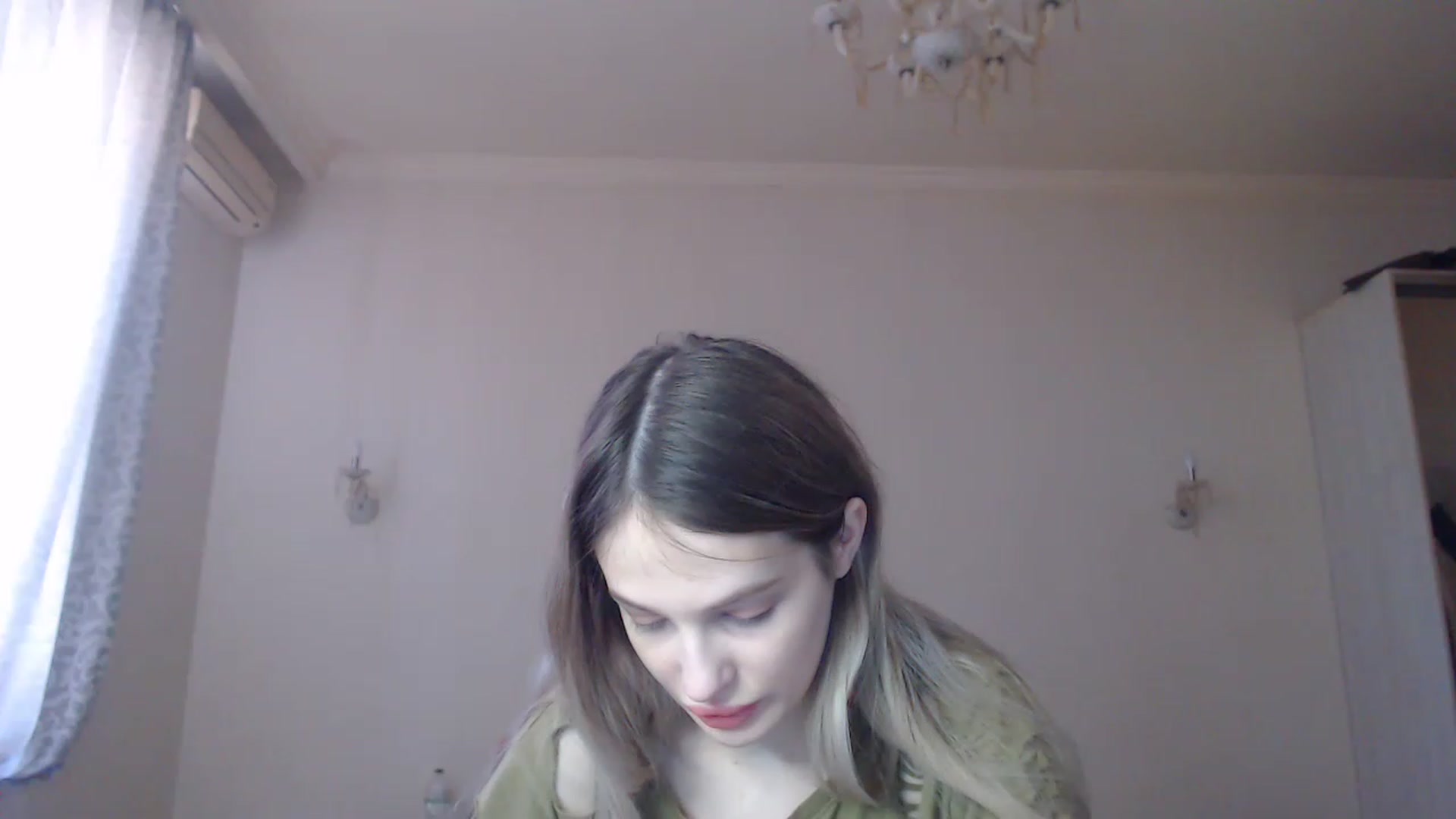 Gallery image thumbnail from Lola_vi's myfreecams stream on, 03/05/2023, 11:35 image 1 of 20