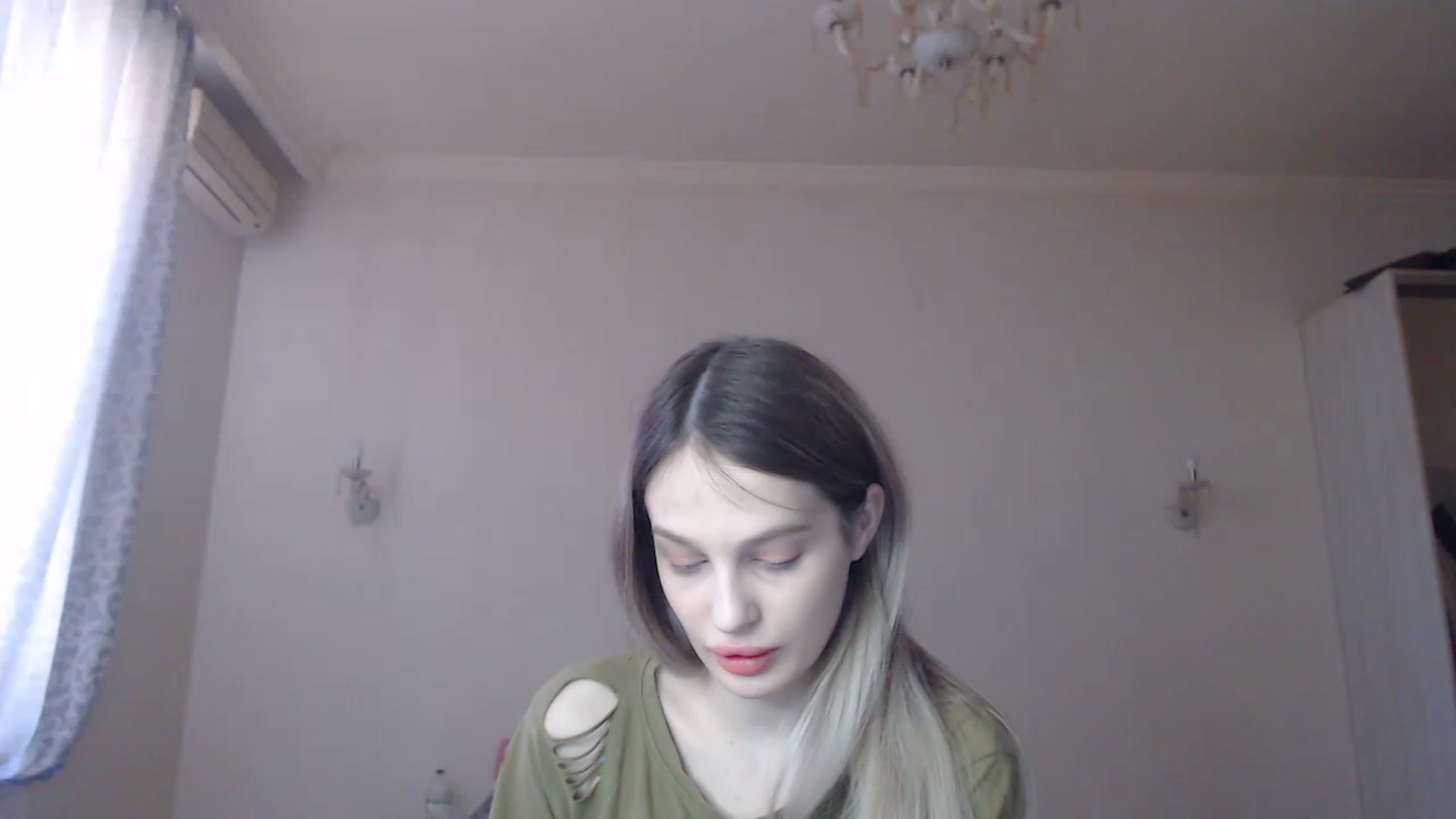 Gallery image thumbnail from Lola_vi's myfreecams stream on, 03/05/2023, 11:35 image 7 of 20