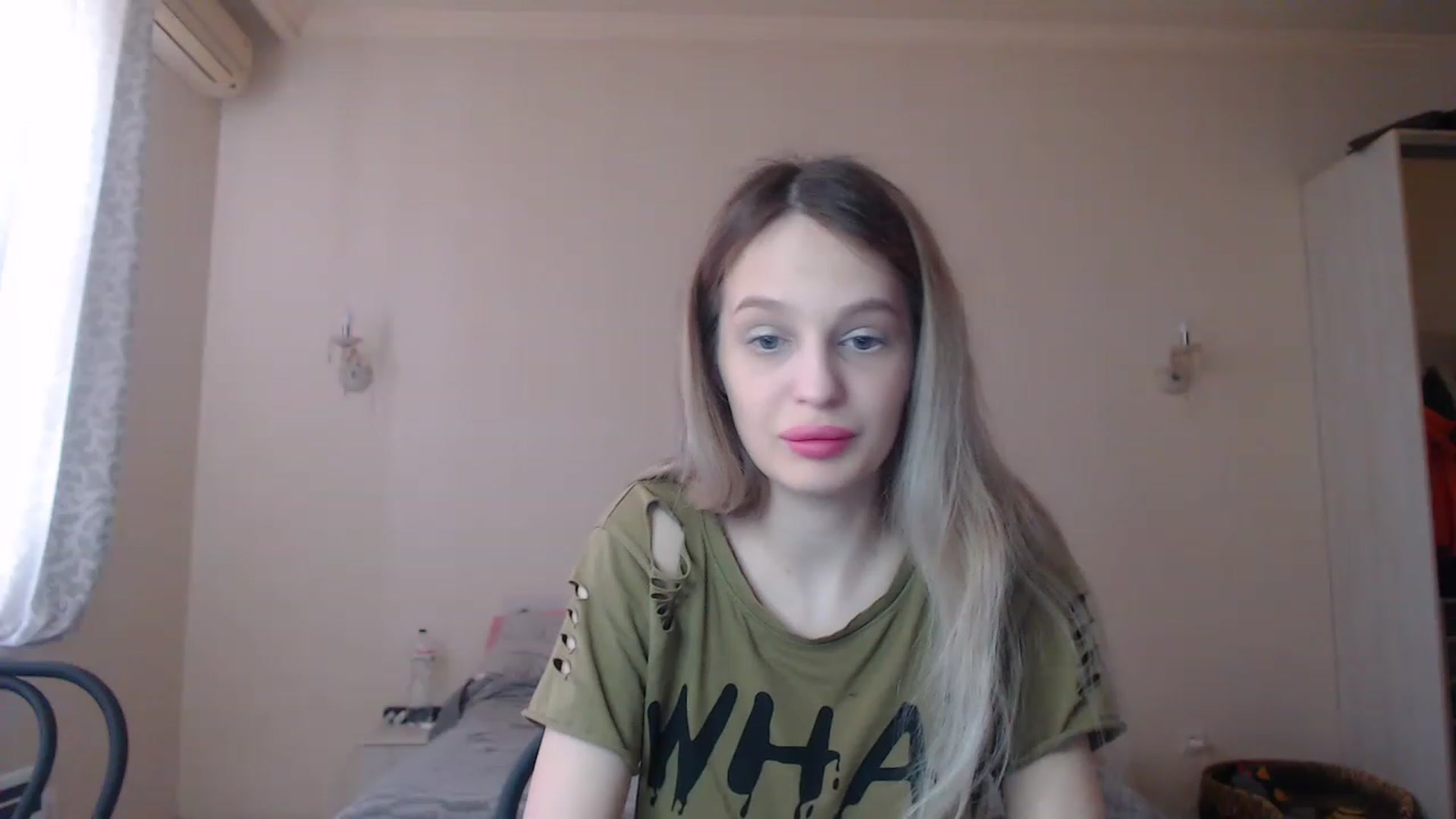 Gallery image thumbnail from Lola_vi's myfreecams stream on, 03/07/2023, 11:52 image 5 of 20