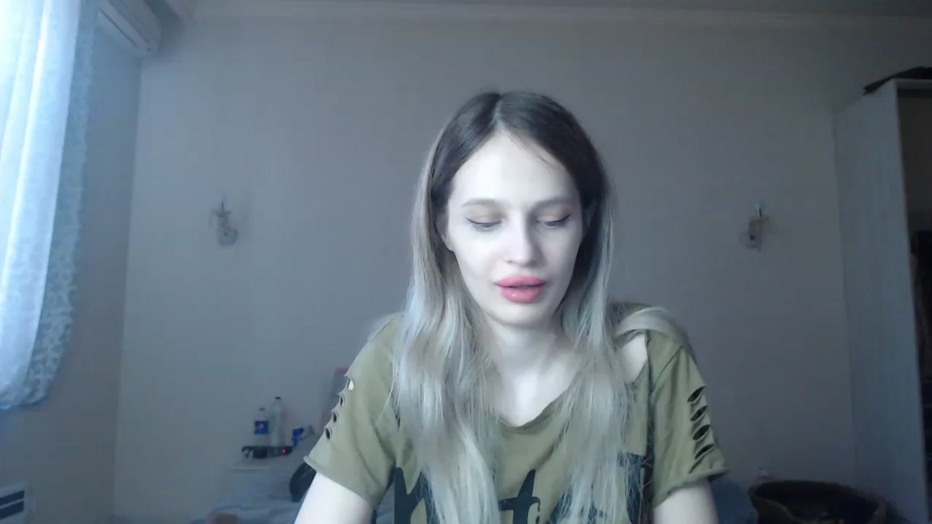 Gallery image thumbnail from Lola_vi's myfreecams stream on, 03/09/2023, 13:10 image 3 of 20