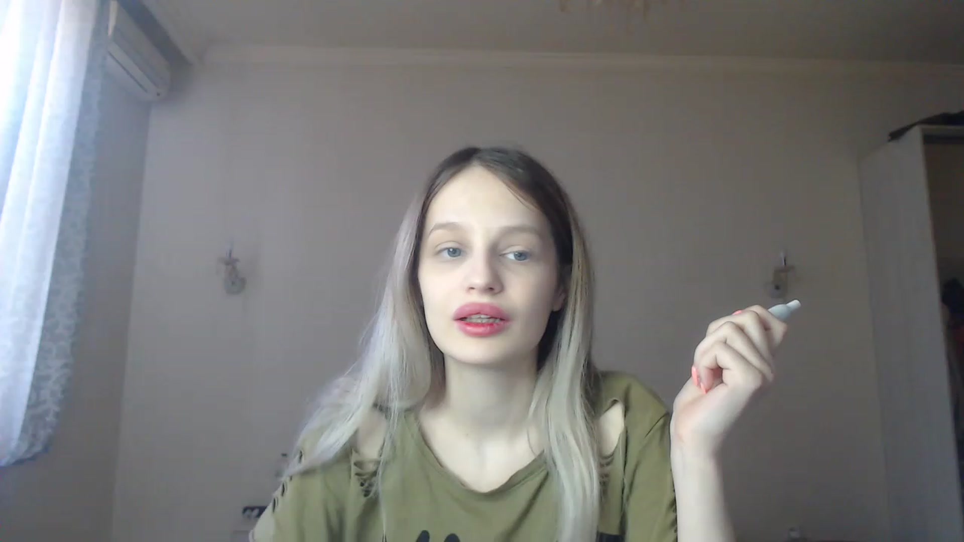 Gallery image thumbnail from Lola_vi's myfreecams stream on, 03/10/2023, 12:47 image 6 of 20