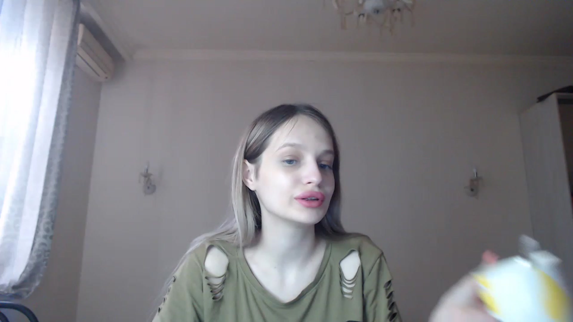 Gallery image thumbnail from Lola_vi's myfreecams stream on, 03/17/2023, 13:01 image 20 of 20