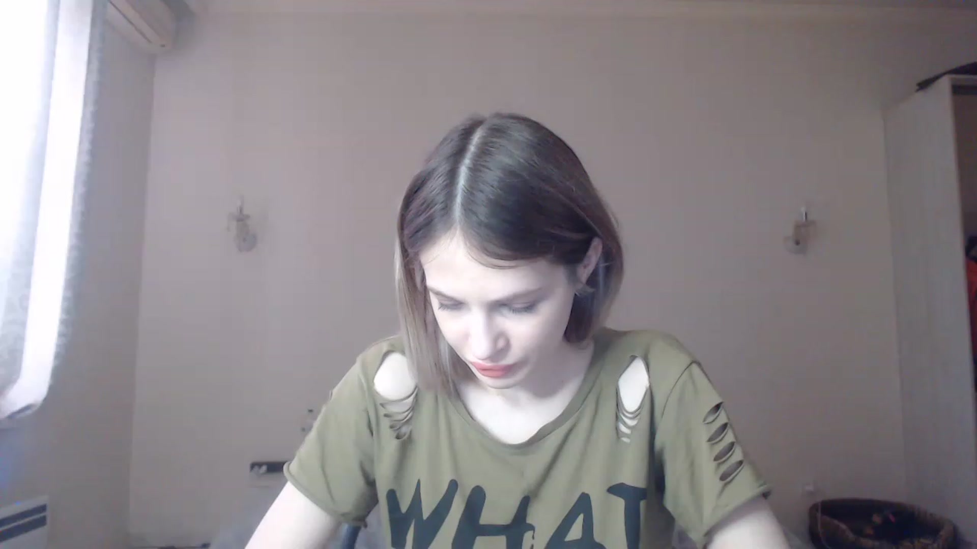 Gallery image thumbnail from Lola_vi's myfreecams stream on, 03/21/2023, 13:05 image 18 of 20
