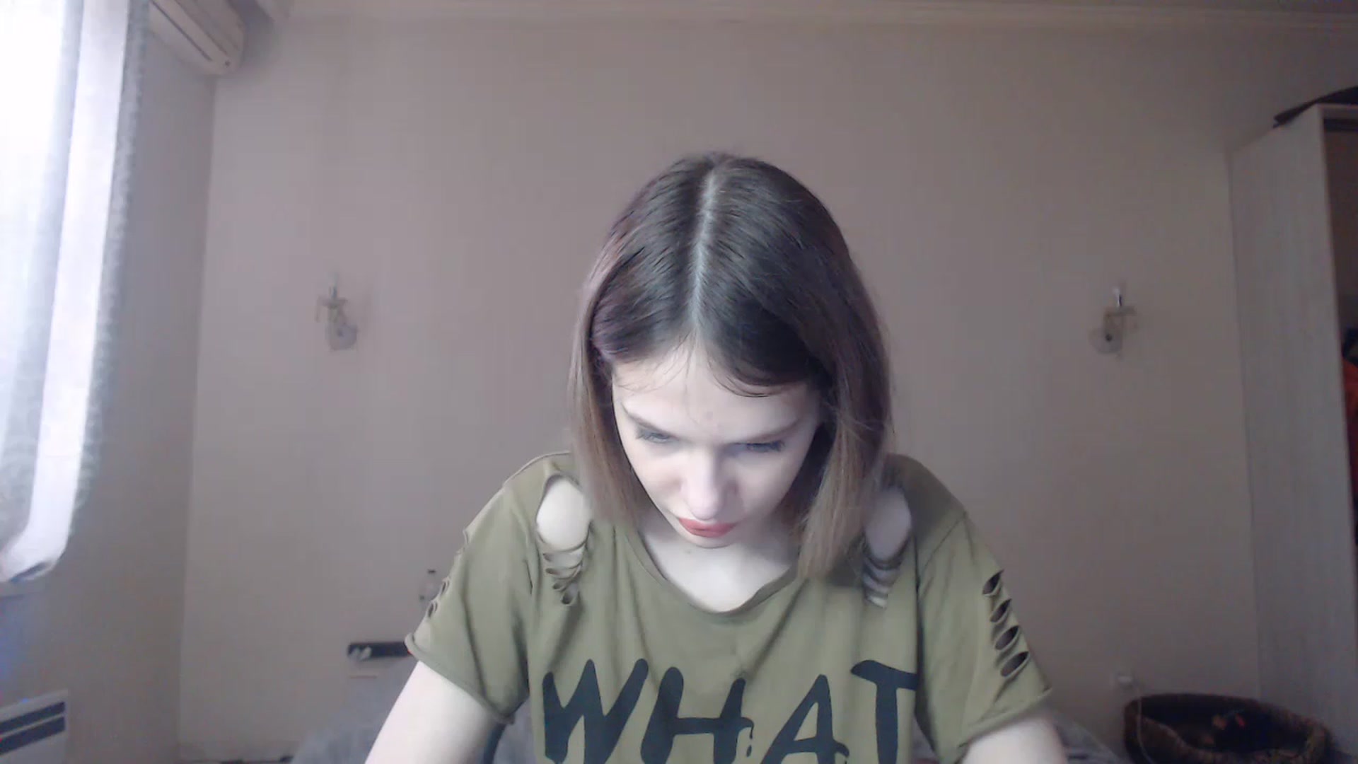 Gallery image thumbnail from Lola_vi's myfreecams stream on, 03/21/2023, 13:05 image 13 of 20