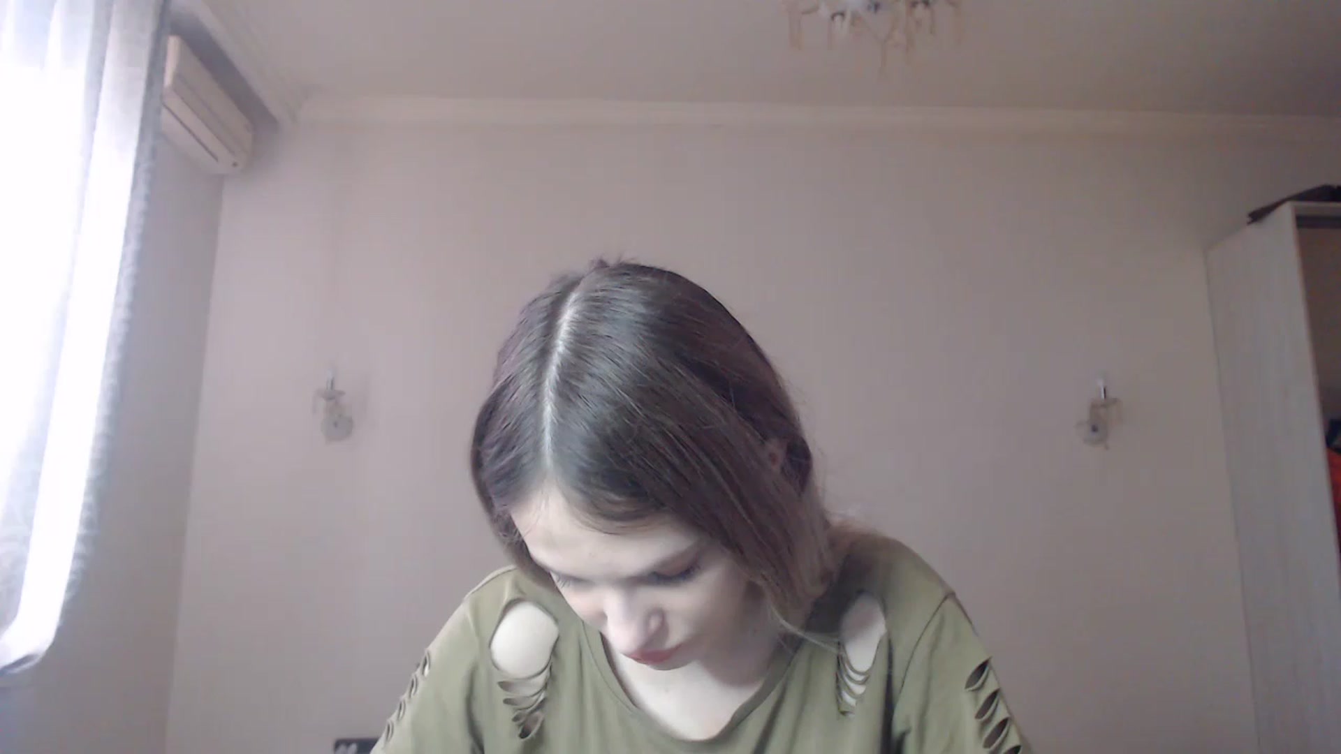 Gallery image thumbnail from Lola_vi's myfreecams stream on, 03/21/2023, 13:05 image 3 of 20