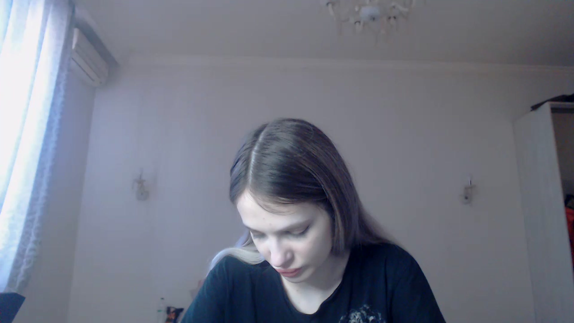 Gallery image thumbnail from Lola_vi's myfreecams stream on, 03/23/2023, 12:29 image 16 of 20