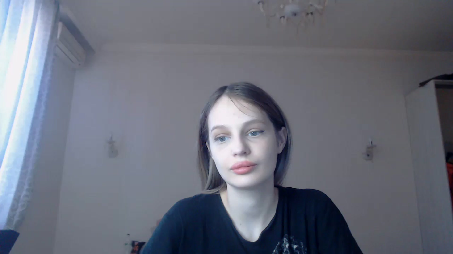 Gallery image thumbnail from Lola_vi's myfreecams stream on, 03/23/2023, 12:29 image 12 of 20