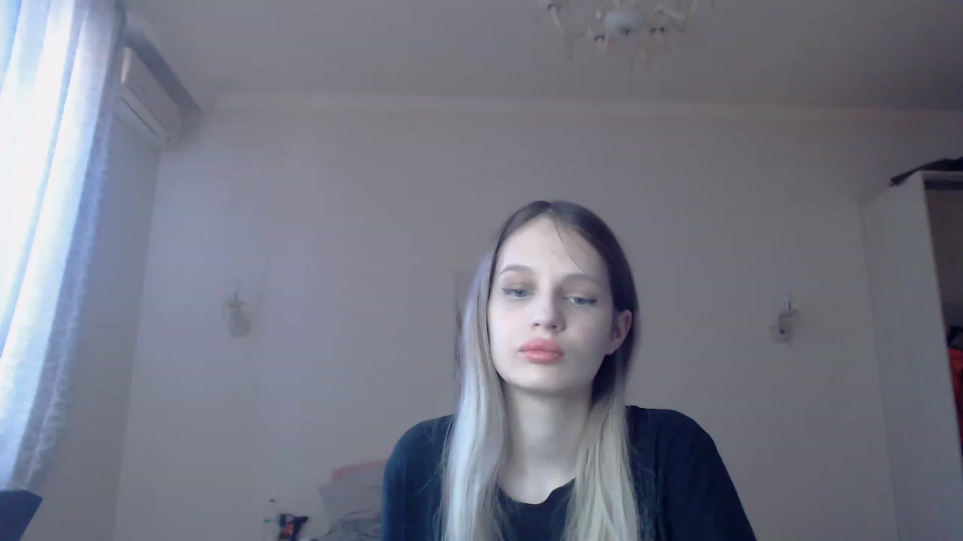 Gallery image thumbnail from Lola_vi's myfreecams stream on, 03/23/2023, 12:29 image 3 of 20