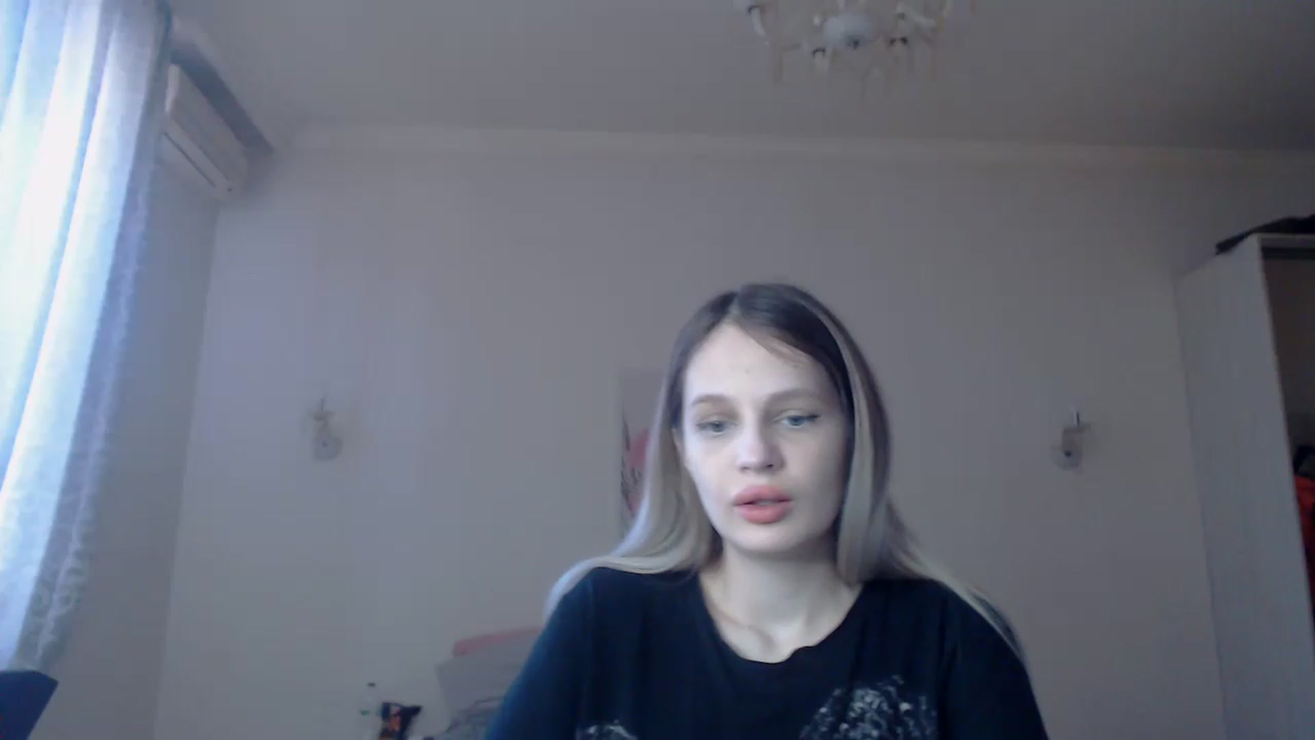 Gallery image thumbnail from Lola_vi's myfreecams stream on, 03/23/2023, 12:29 image 17 of 20