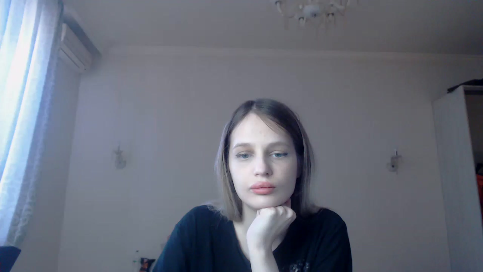 Gallery image thumbnail from Lola_vi's myfreecams stream on, 03/23/2023, 12:53 image 18 of 20