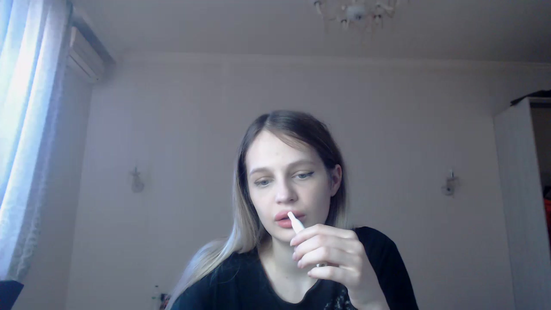 Gallery image thumbnail from Lola_vi's myfreecams stream on, 03/23/2023, 12:53 image 4 of 20