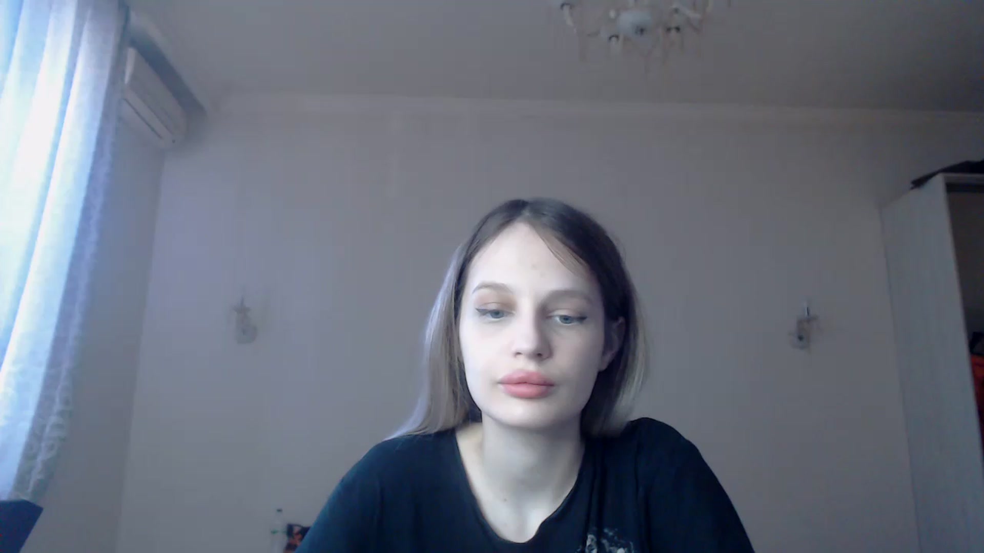 Gallery image thumbnail from Lola_vi's myfreecams stream on, 03/23/2023, 12:53 image 15 of 20